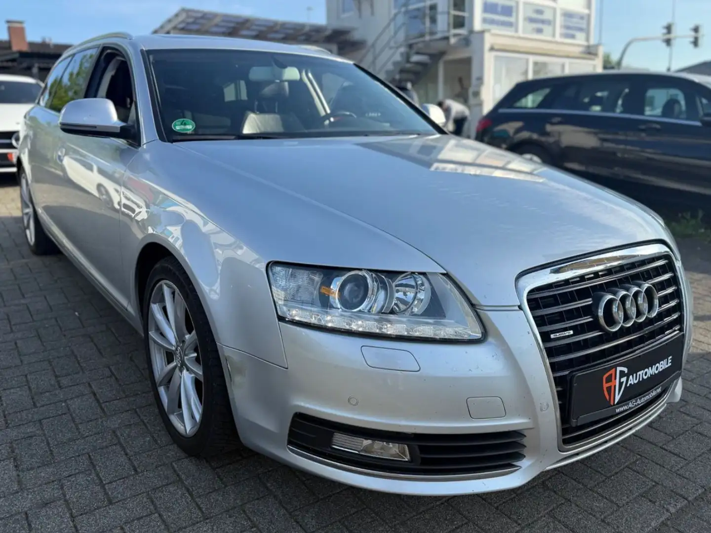 Audi A6 Avant 3.0 TDI quattro Silber - 1