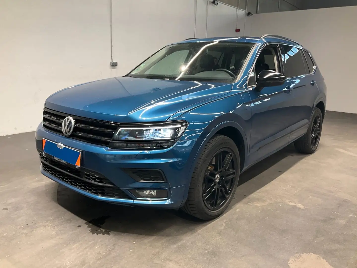 Volkswagen Tiguan 2.0 TSI 4MOTION +LED+PANO+LEDER+AHK+TOTW. Blau - 1