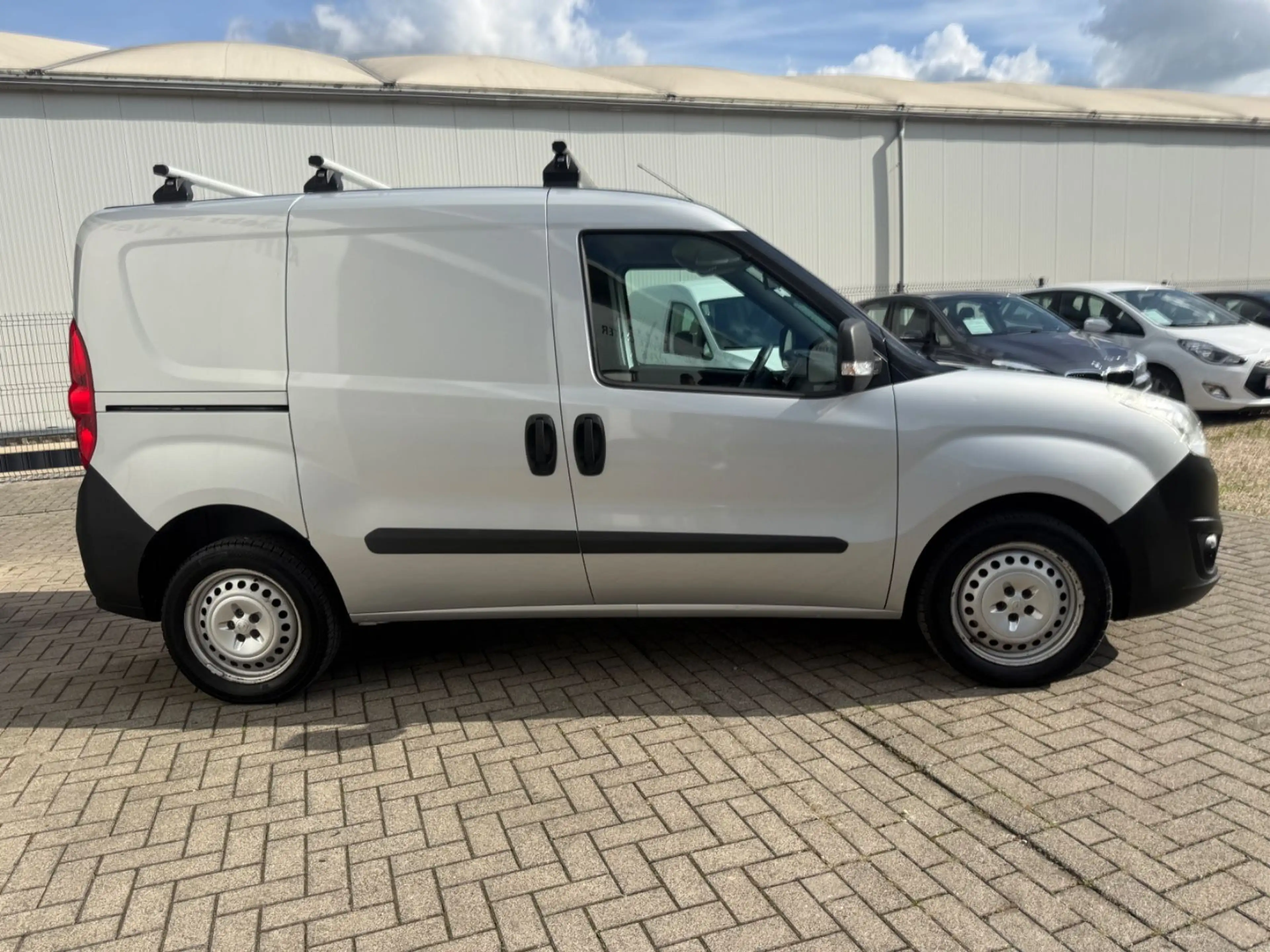 Opel Combo D Kasten L1H1 2,2t*AHK*PDC*GJREIFEN — photo 4