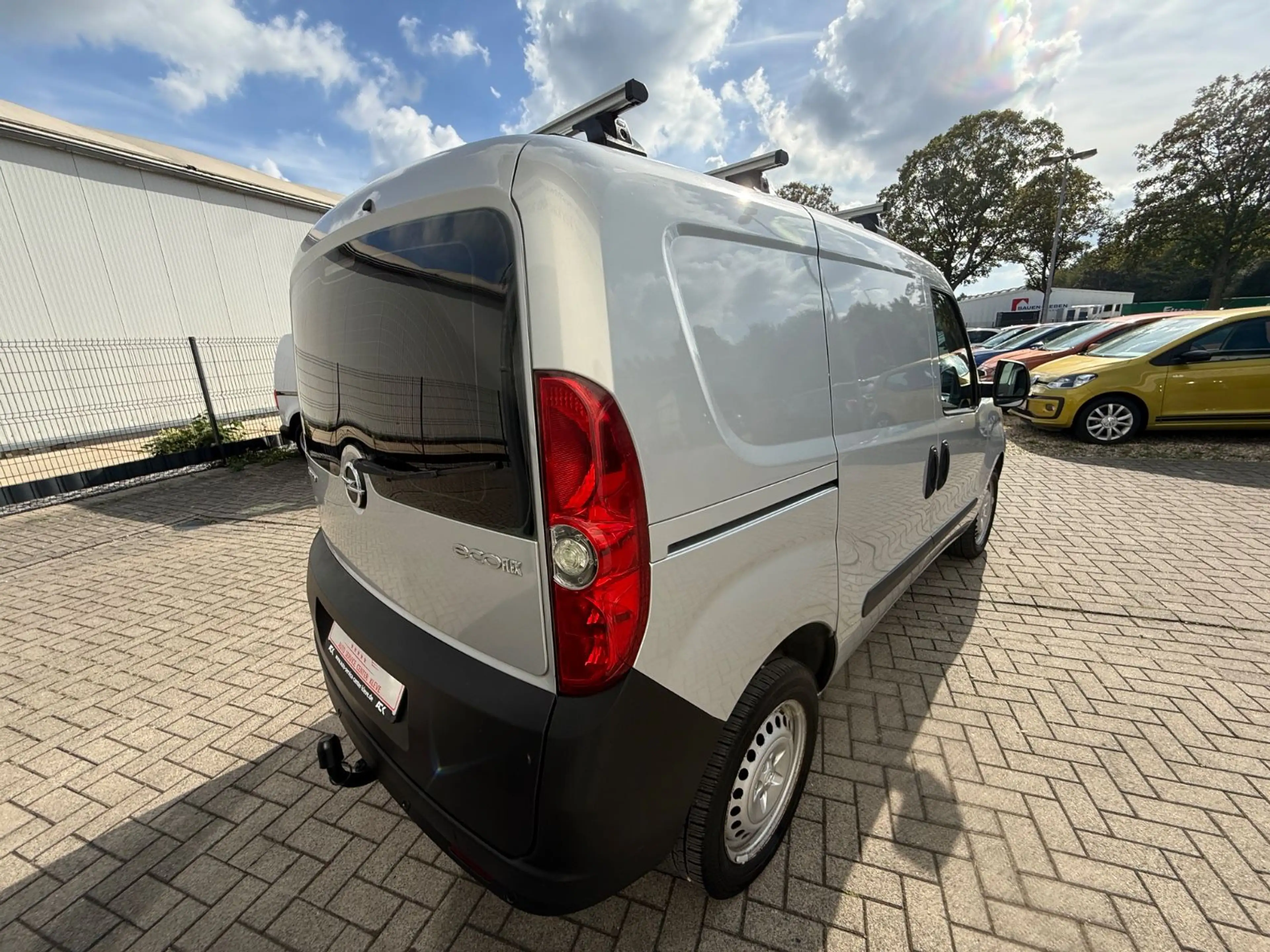 Opel Combo D Kasten L1H1 2,2t*AHK*PDC*GJREIFEN — photo 11