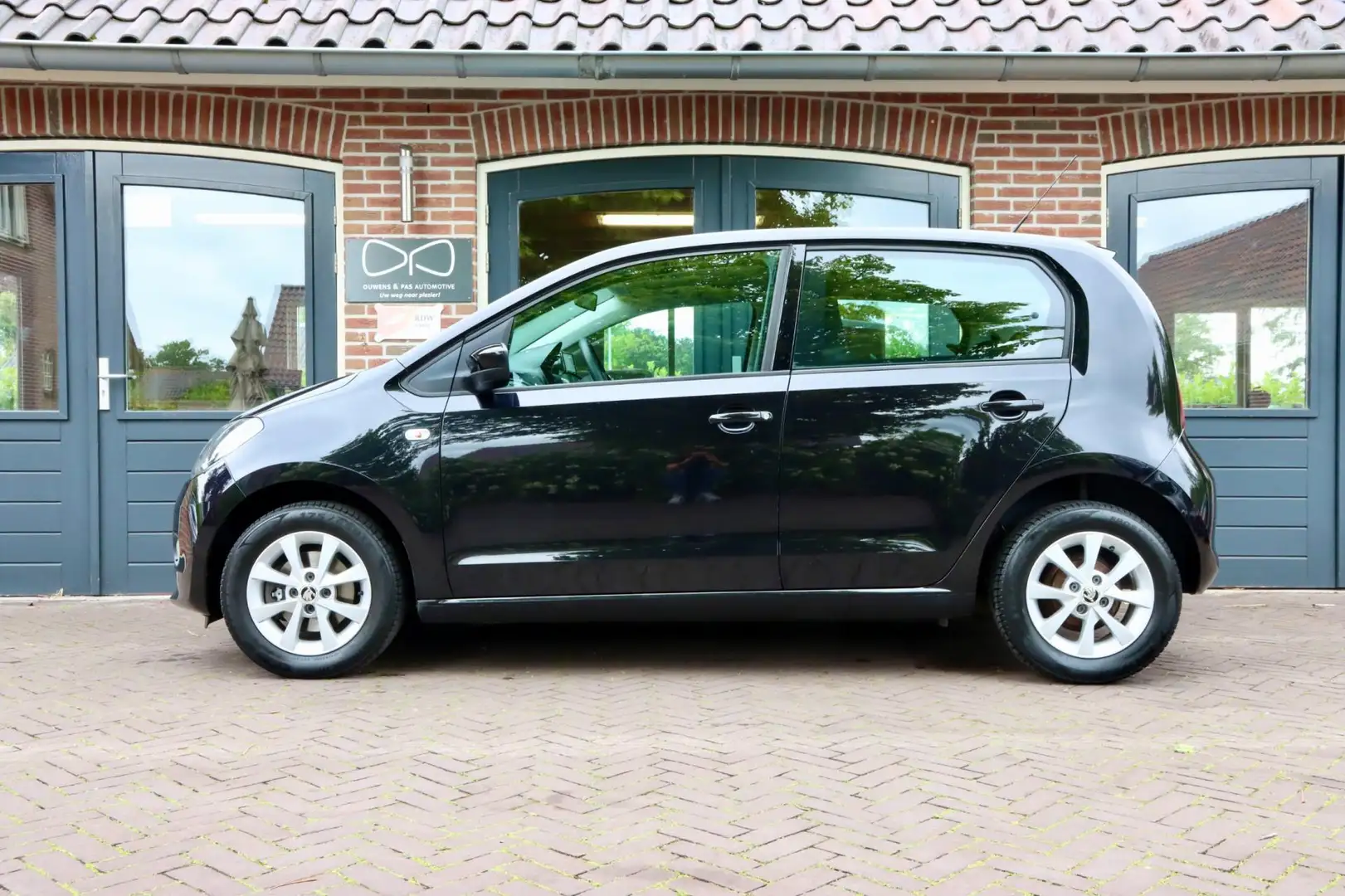 Skoda Citigo 1.0 Greentech Ambition | 75 PK | NAVIGATIE | 2e EI - 2