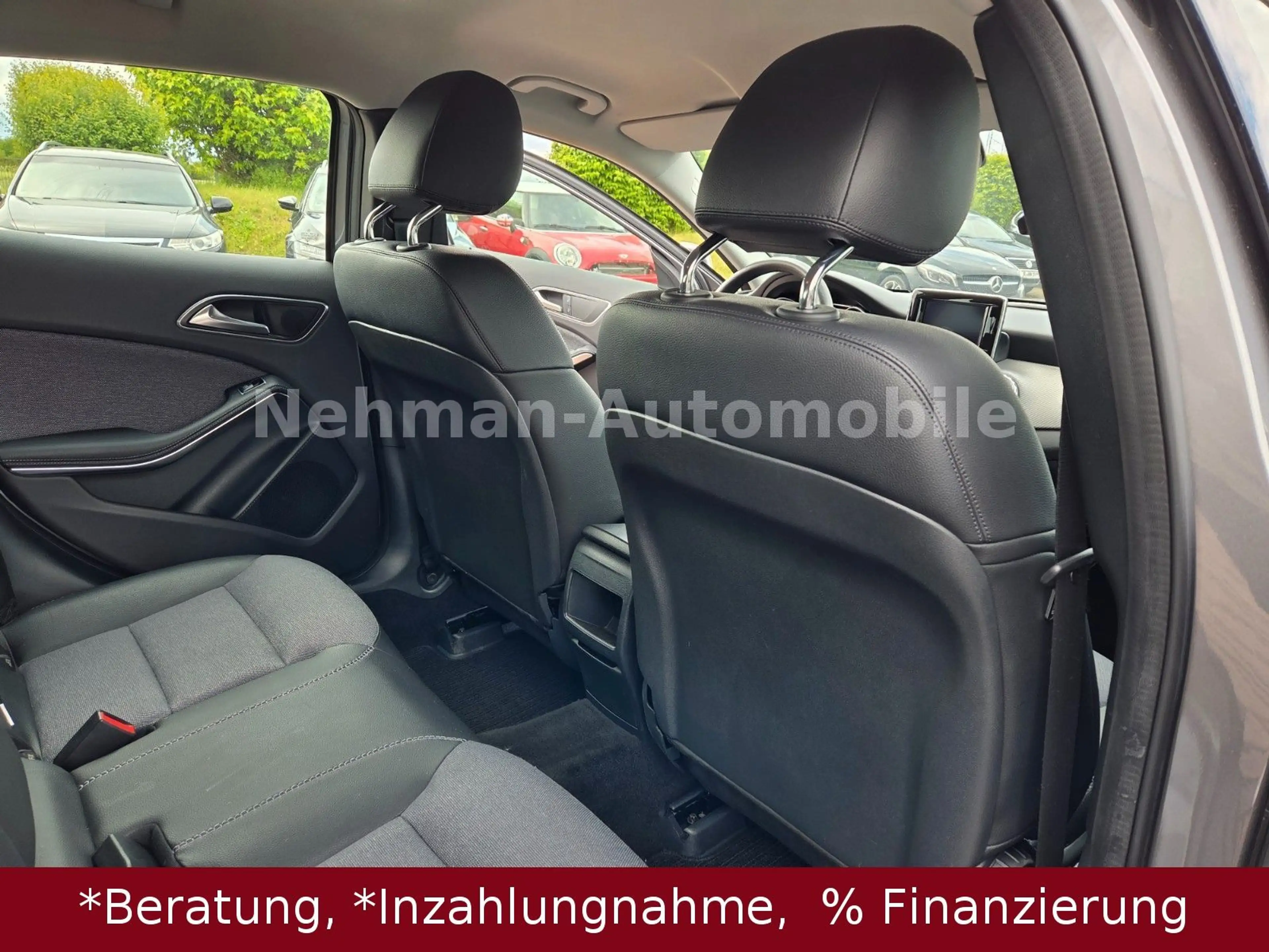 Mercedes-Benz GLA 200 GLA Style 1. Hand — photo 13
