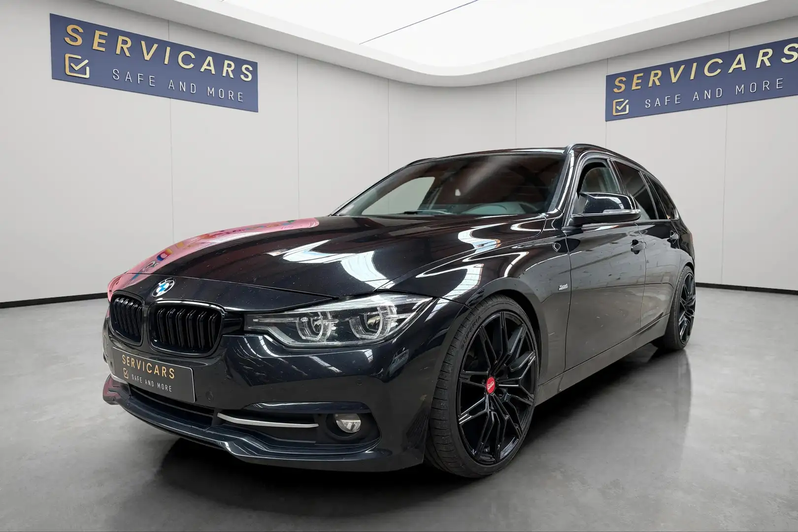 BMW 318 Touring / Garantie 12 mois Zwart - 1