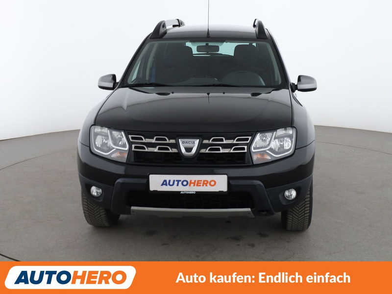 Dacia Duster 1.6 SCe Celebration 4x2 *NAVI*PDC*SHZ*AHK*ALU* — photo 9