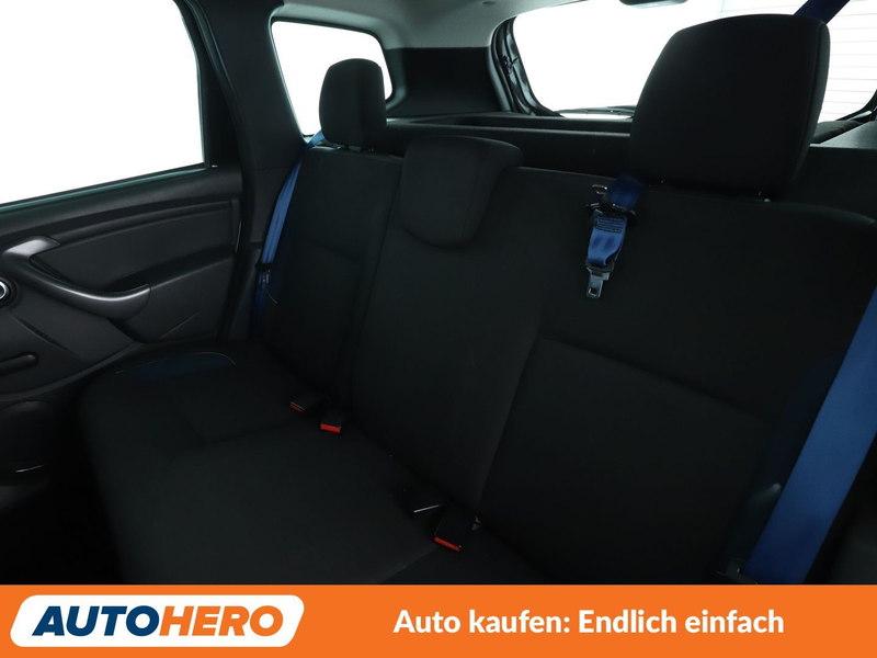 Dacia Duster 1.6 SCe Celebration 4x2 *NAVI*PDC*SHZ*AHK*ALU* — photo 14