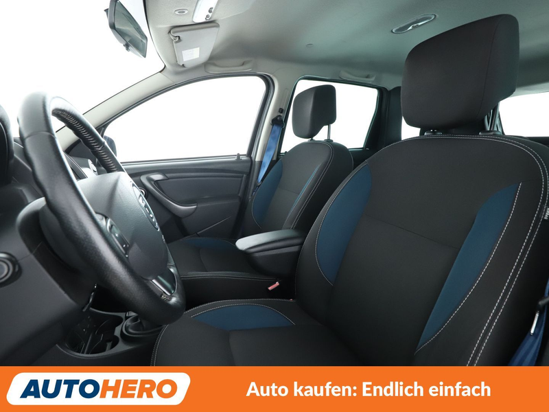 Dacia Duster 1.6 SCe Celebration 4x2 *NAVI*PDC*SHZ*AHK*ALU* — photo 10