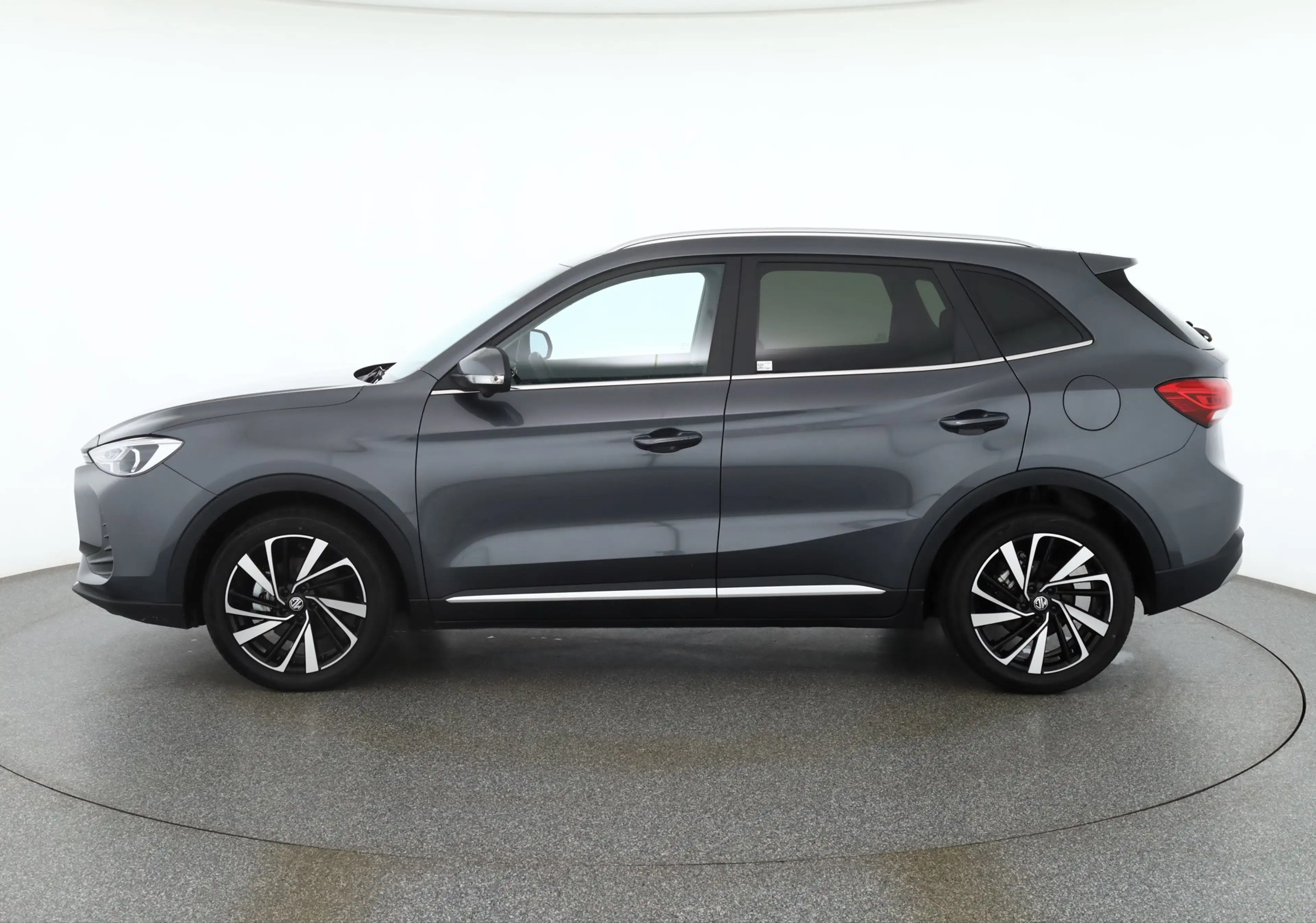 MG ZS 1.5 Hybrid Luxury Aut. LED ACC Navi 360° — photo 2
