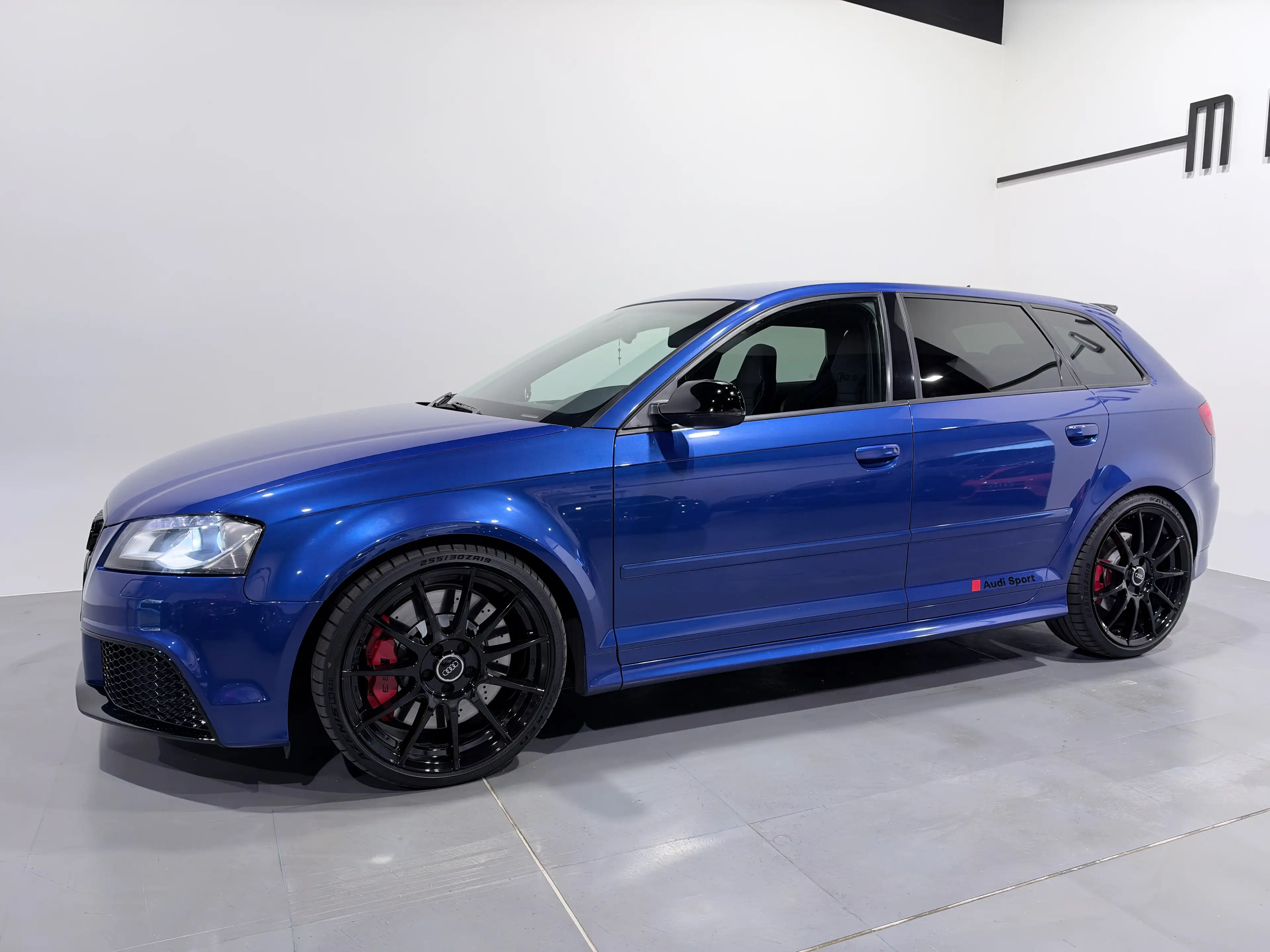 Audi RS3 2.5 TFSI quattro — photo 2