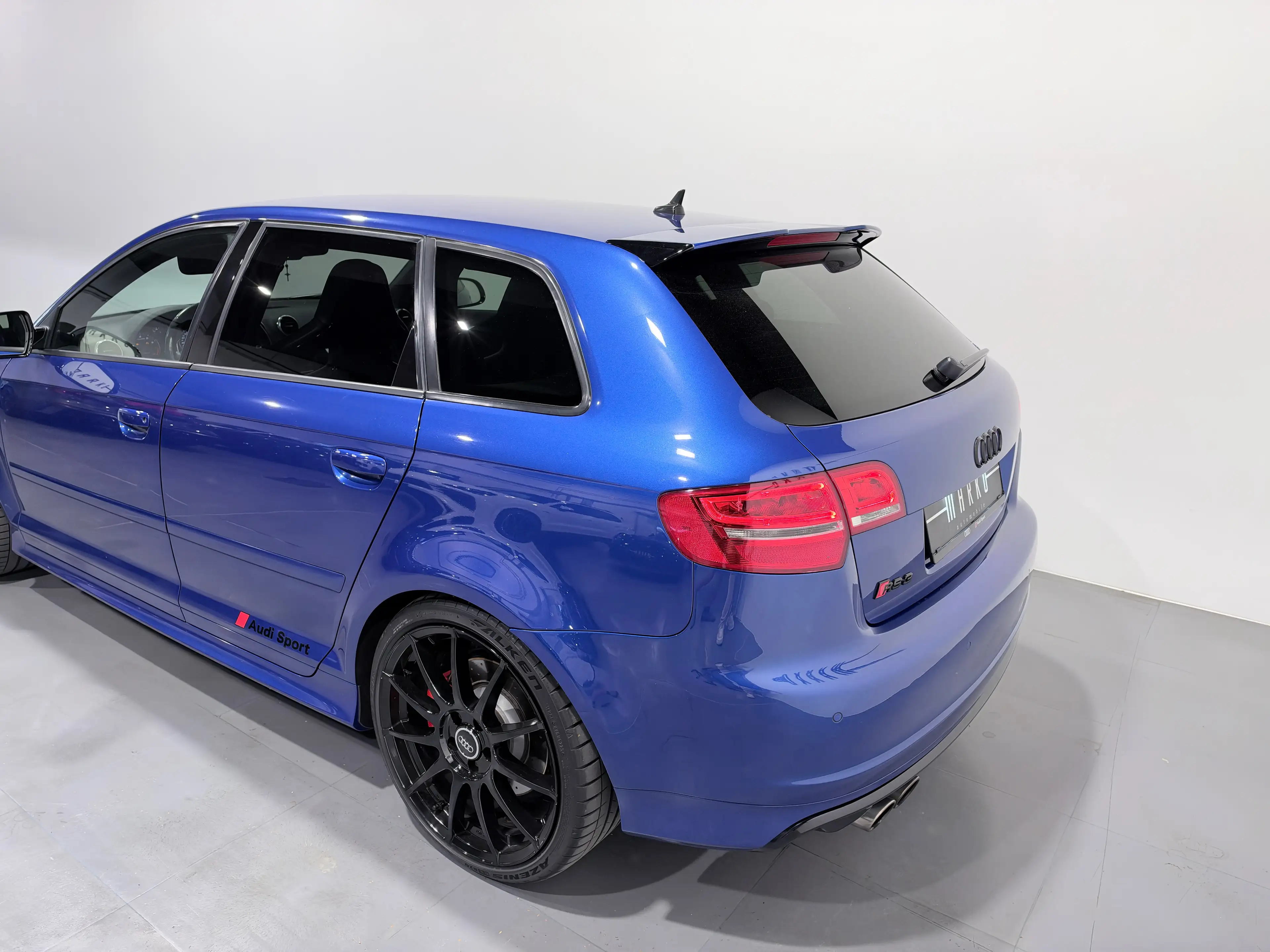 Audi RS3 2.5 TFSI quattro — photo 8