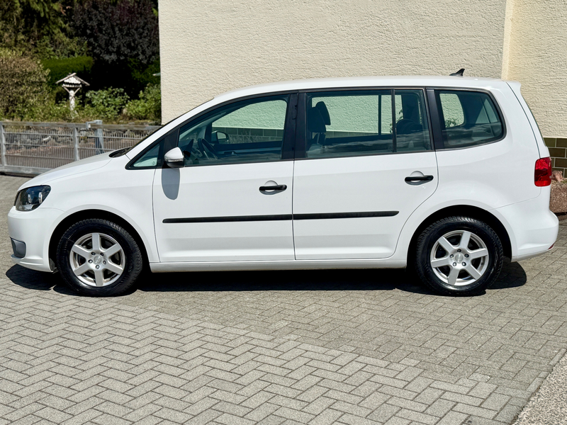 Volkswagen Touran Trendline — photo 3