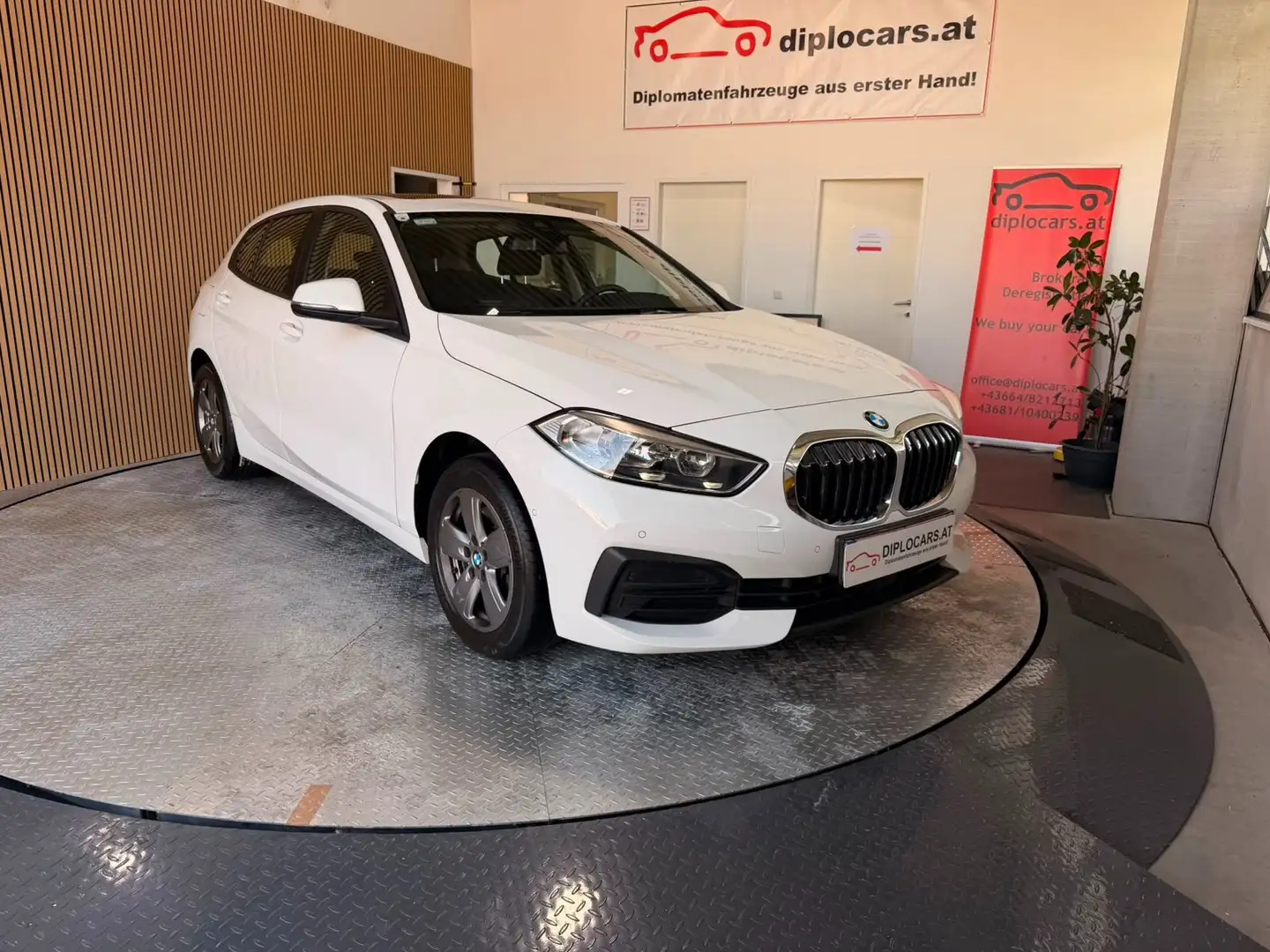 BMW 116 116 i Advantage Weiß - 1