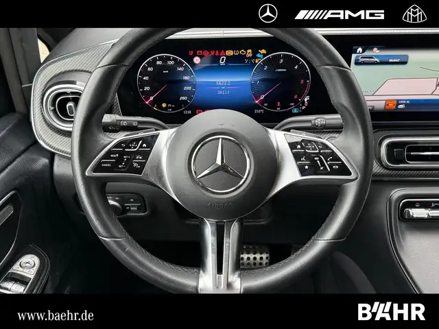 Mercedes-Benz V 300 view 13