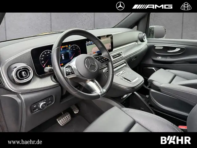 Mercedes-Benz V 300 view 11