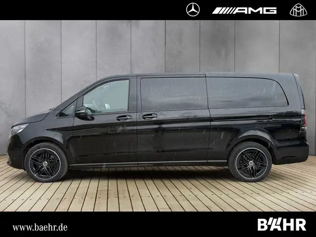 Mercedes-Benz V 300 view 2