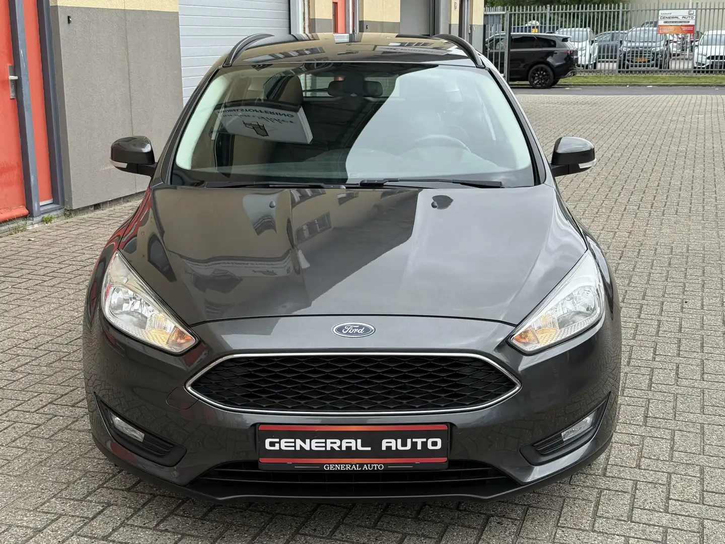 Ford Focus Wagon 1.0 EcoBoost Titanium,NAVI, Nieuwe Distribut - 2
