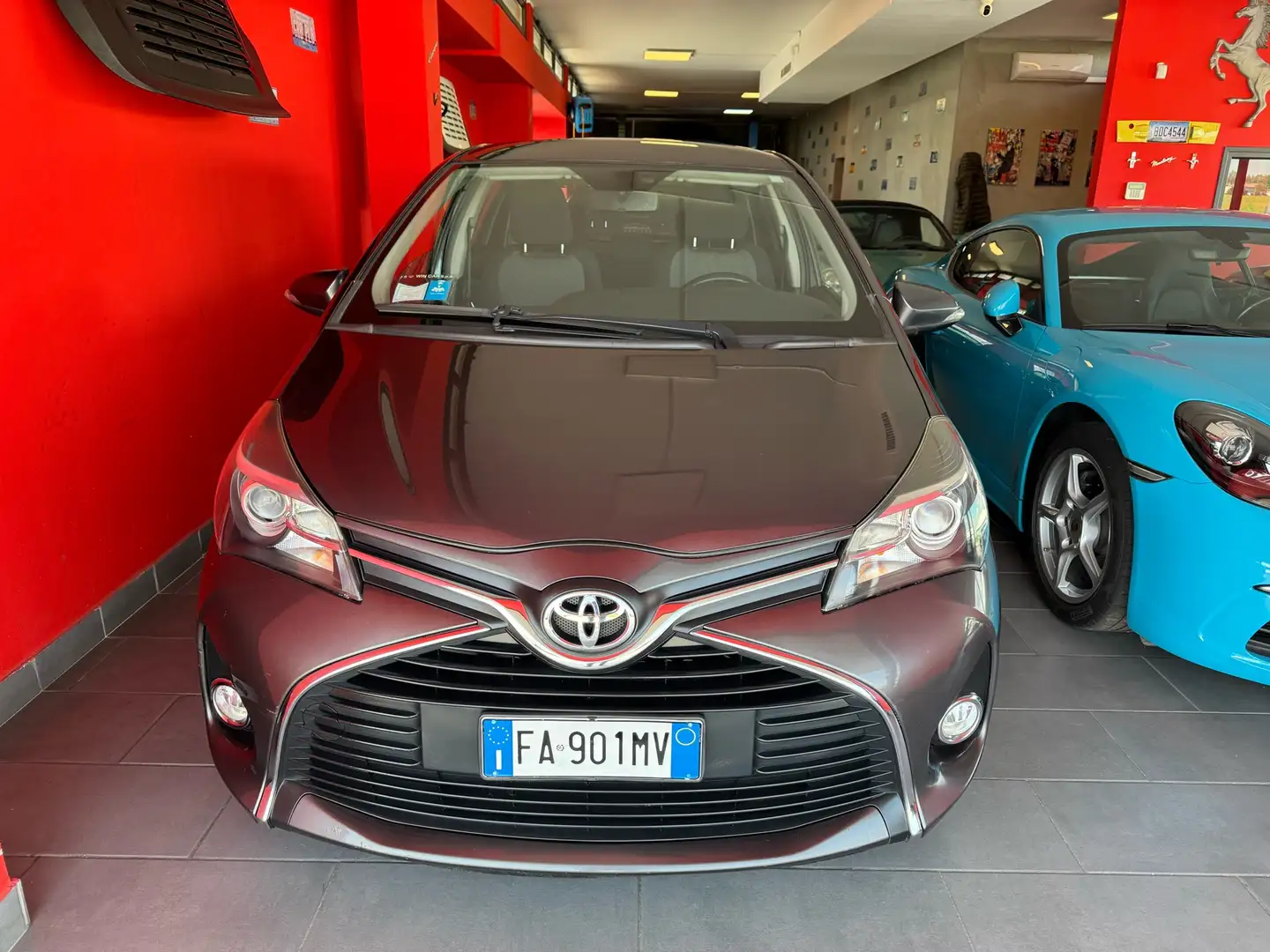 Toyota Yaris 5p 1.0 Sol Gpl - 2