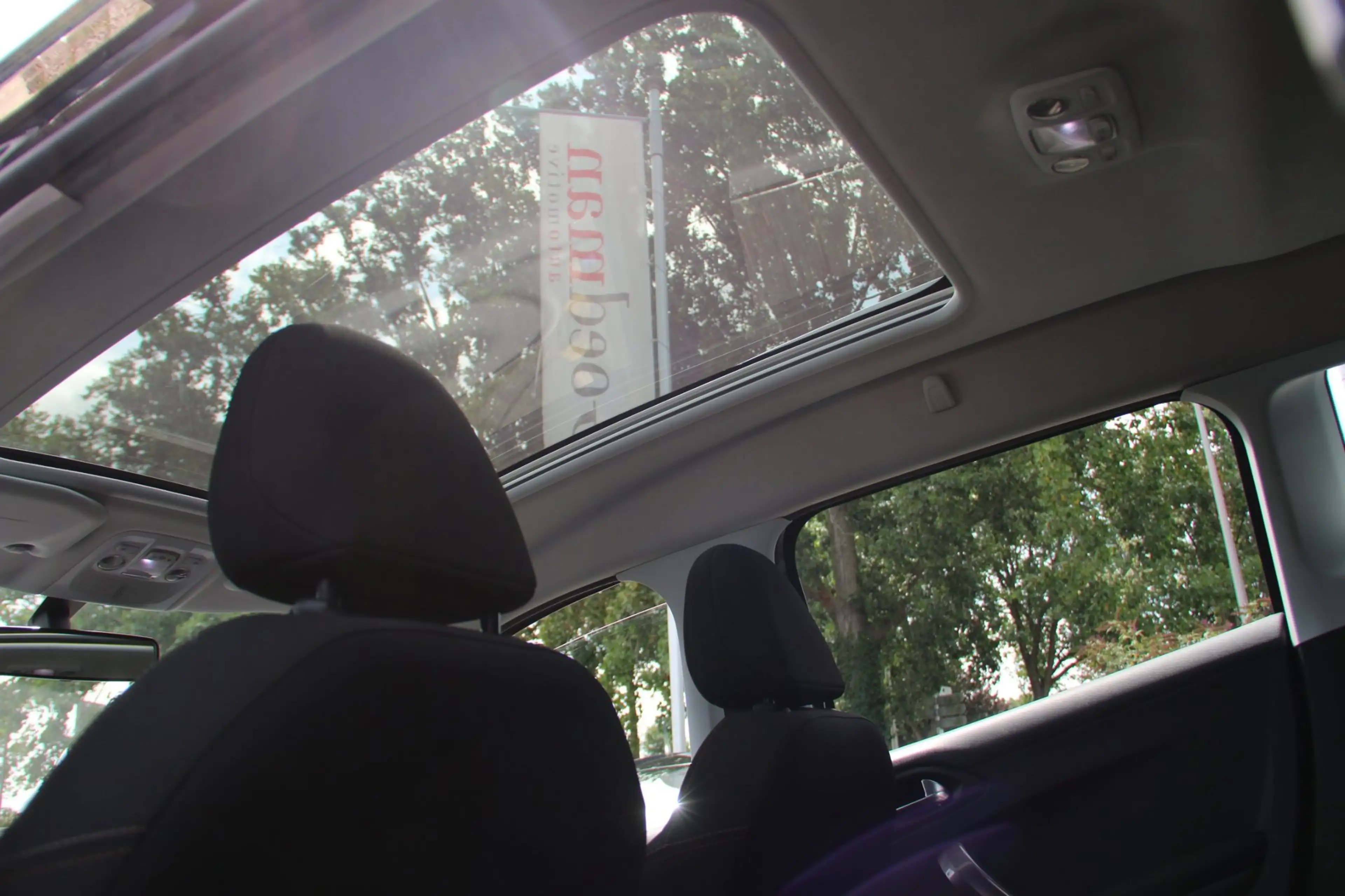 Peugeot 2008 1.2 PureTech Active AUTOMAAT NL-AUTO NAP! — photo 9