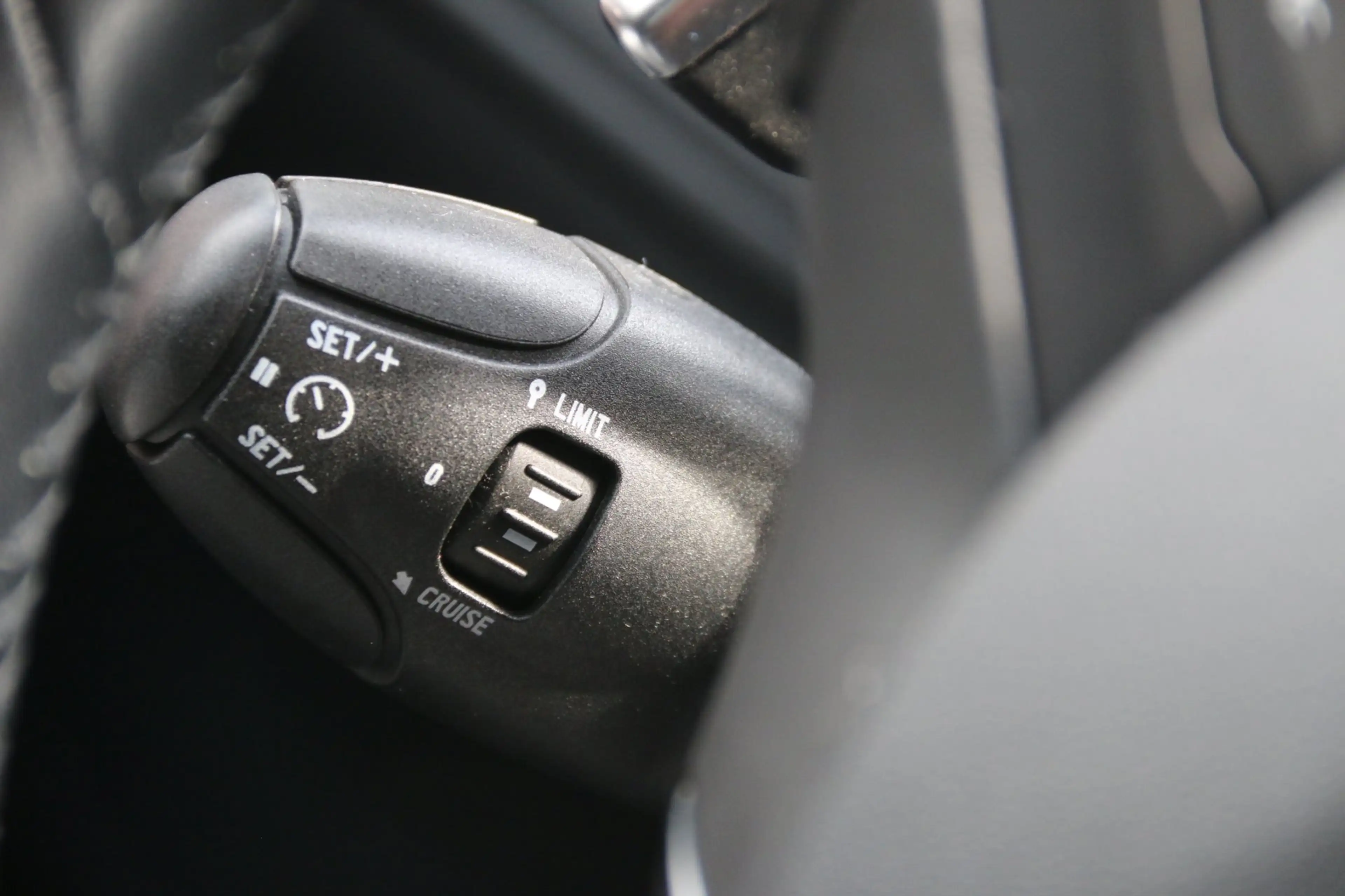 Peugeot 2008 1.2 PureTech Active AUTOMAAT NL-AUTO NAP! — photo 13