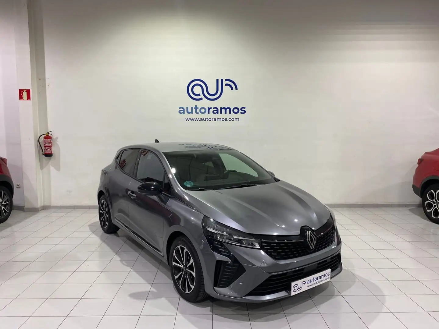 Renault Clio TCe Techno 67kW Grau - 1