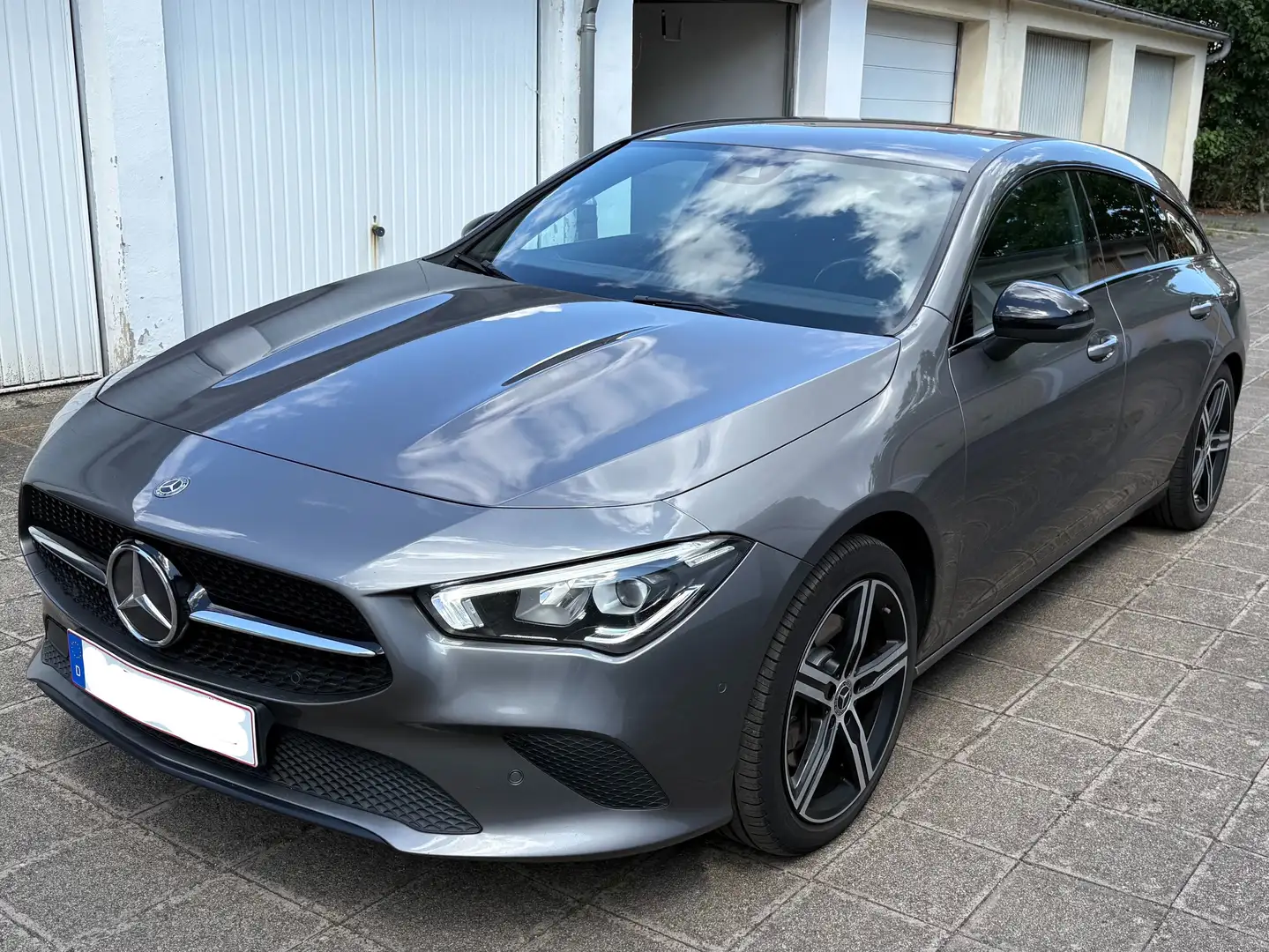 Mercedes-Benz CLA 220 CLA 220 d Shooting Brake 8G-DCT Edition 2020 Gris - 2