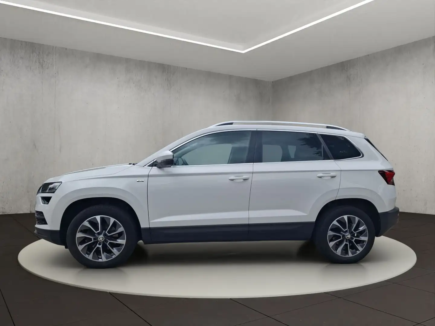 Skoda Karoq Drive 125 Weiß - 2
