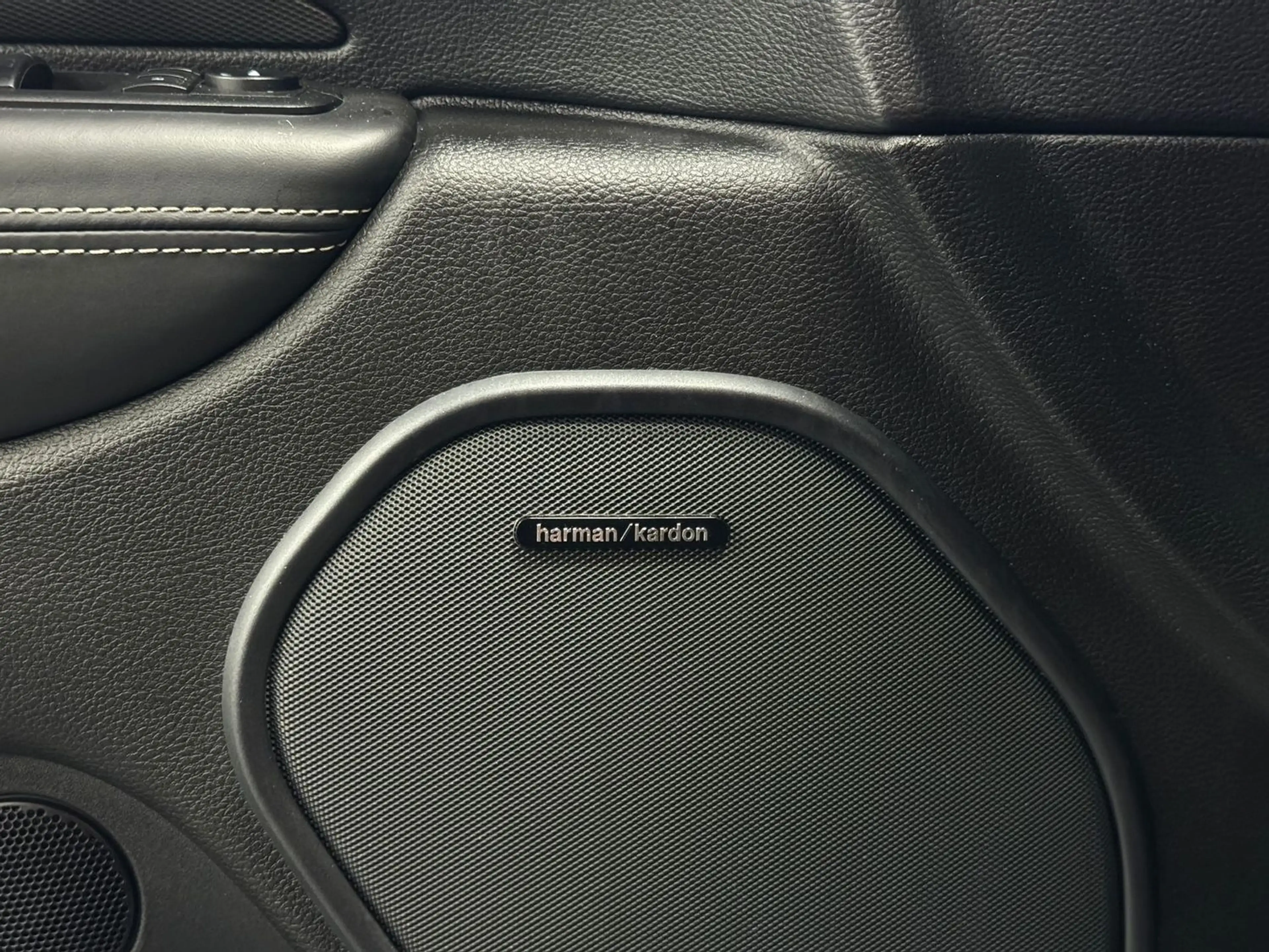 Dodge Durango SRT 6,4l V8 *WIDEBODY / SZH / SZ-BELÜFT* — photo 13