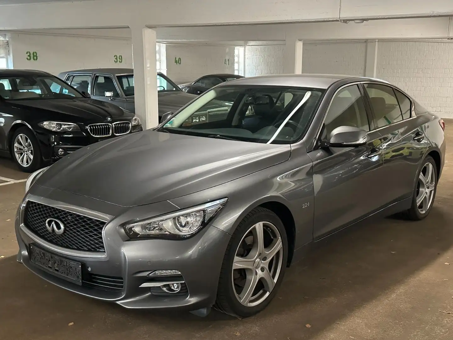 Infiniti Q50 2.2d Premium Tech *Vollausstattung* Grau - 1