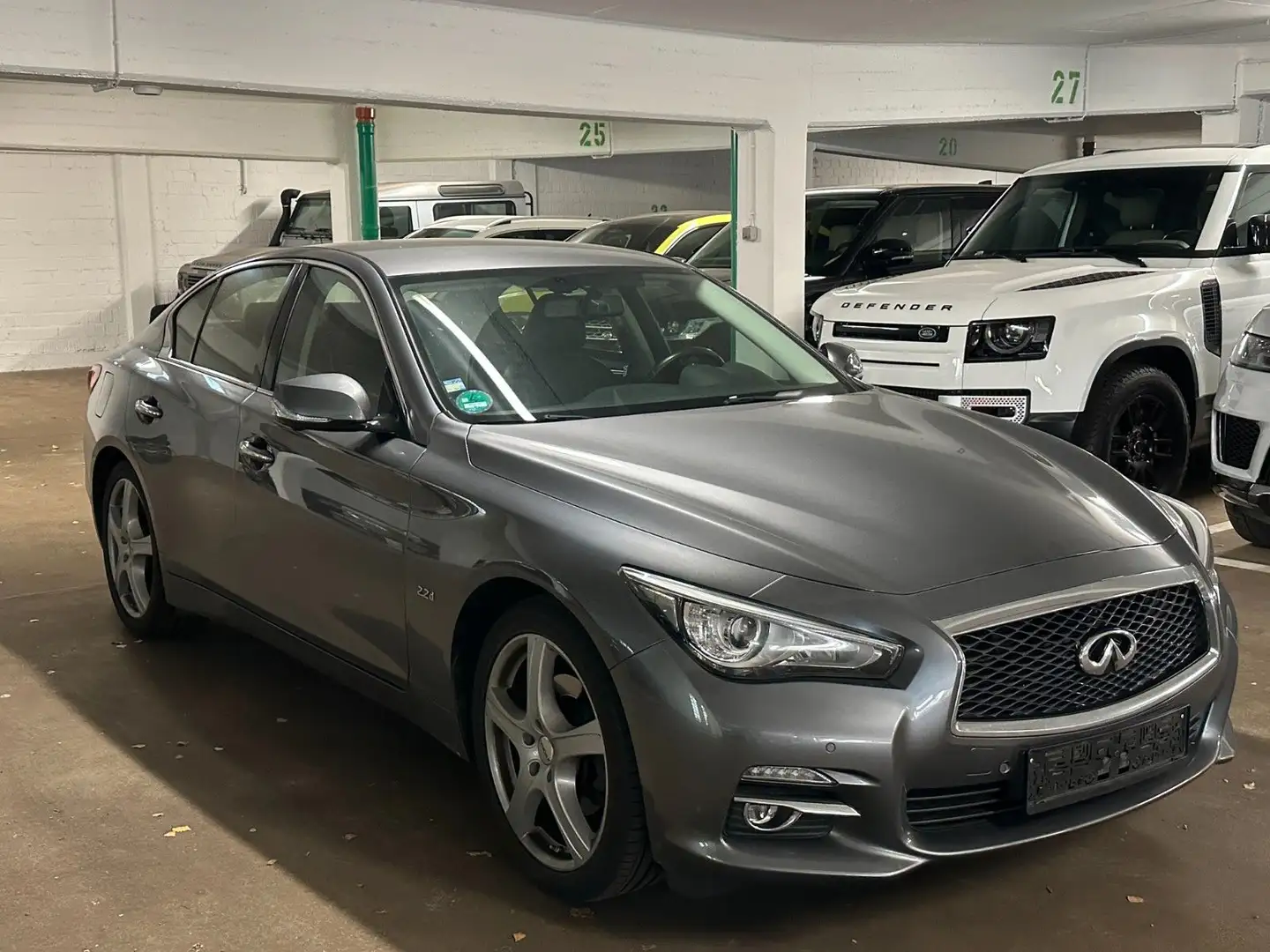Infiniti Q50 2.2d Premium Tech *Vollausstattung* Grau - 2