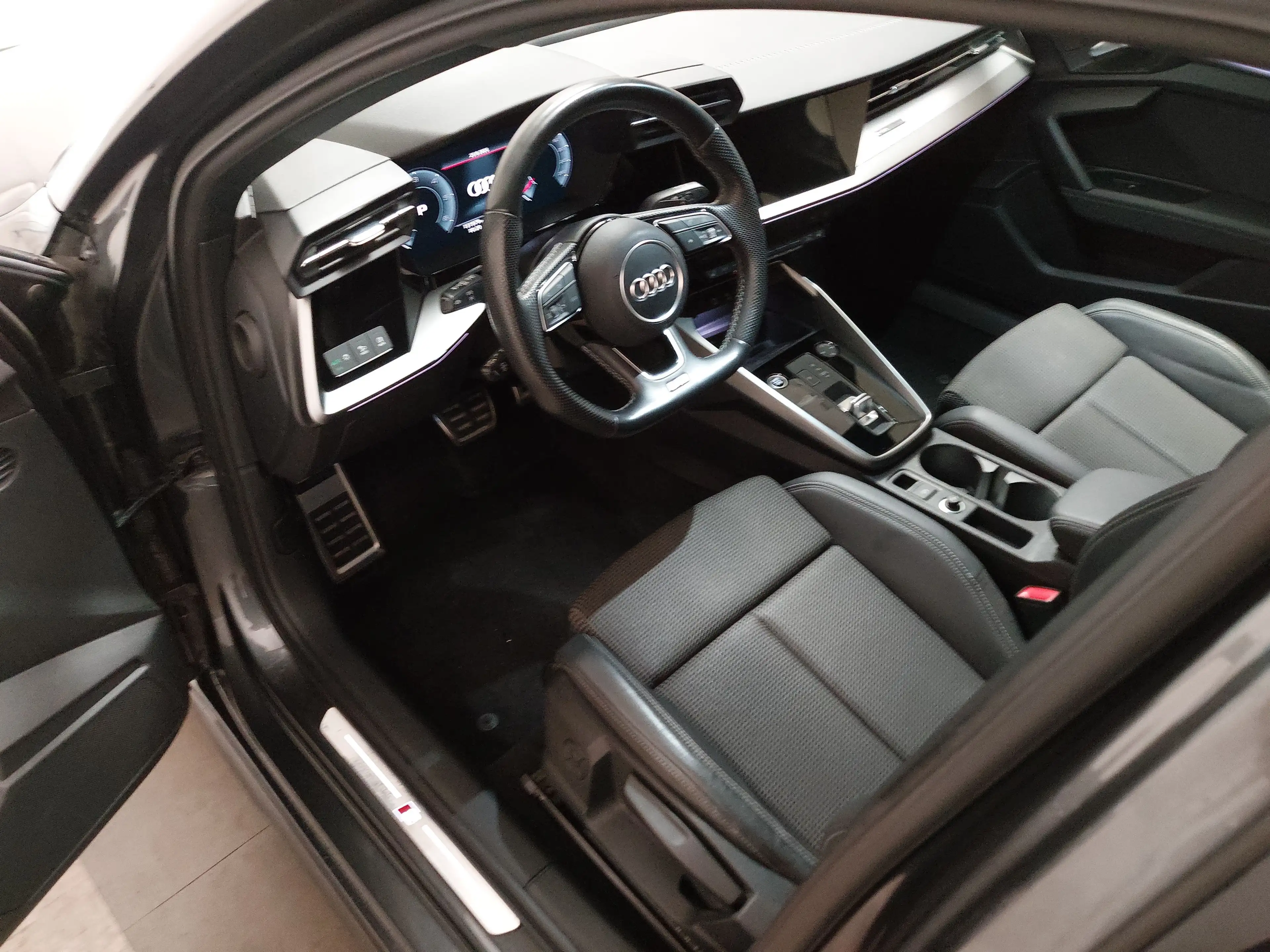 Audi A3 Sportback 35 TDI S-Line T-Leder Navi vc LED — photo 6