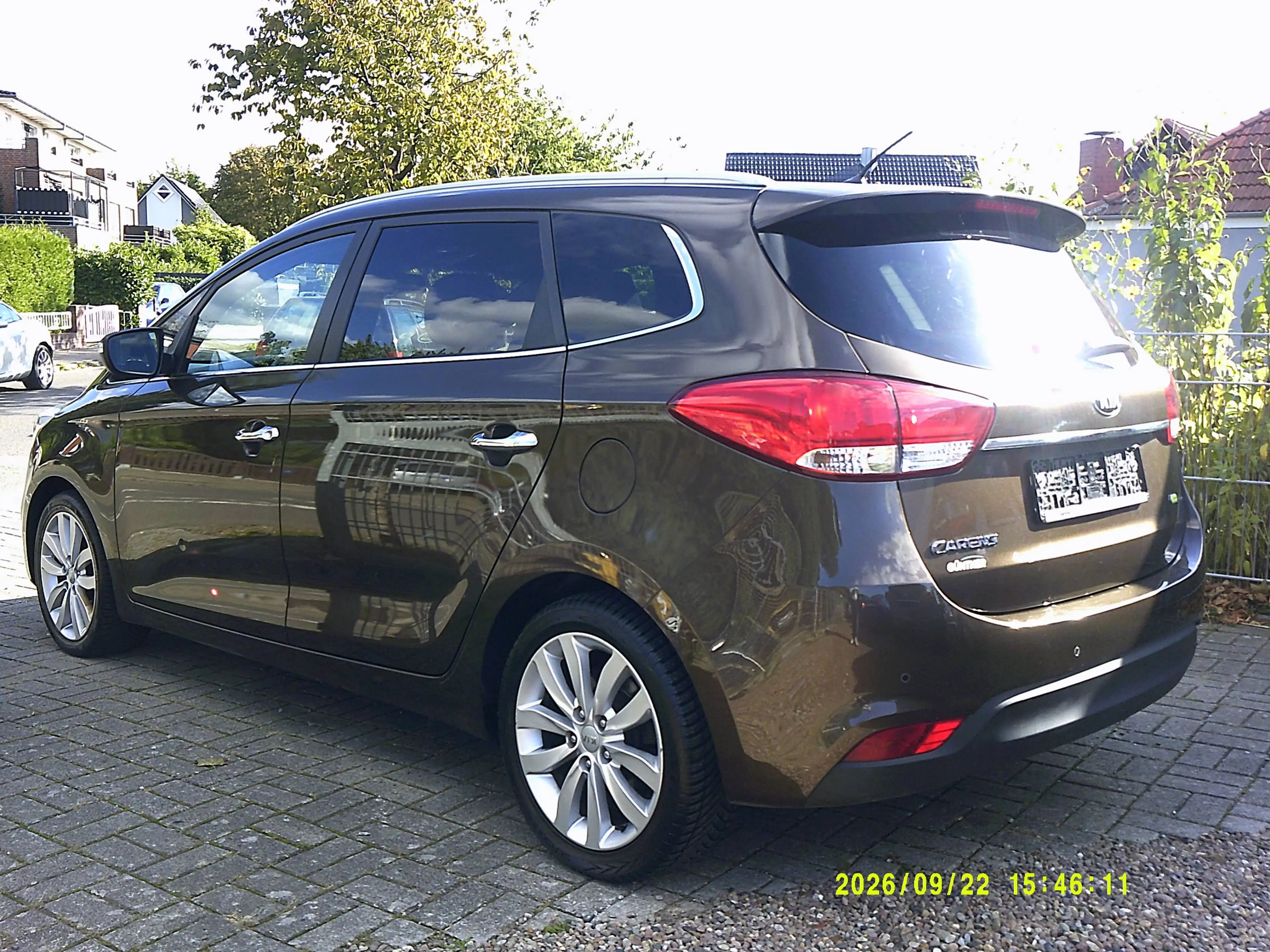Kia Carens Attract — photo 2