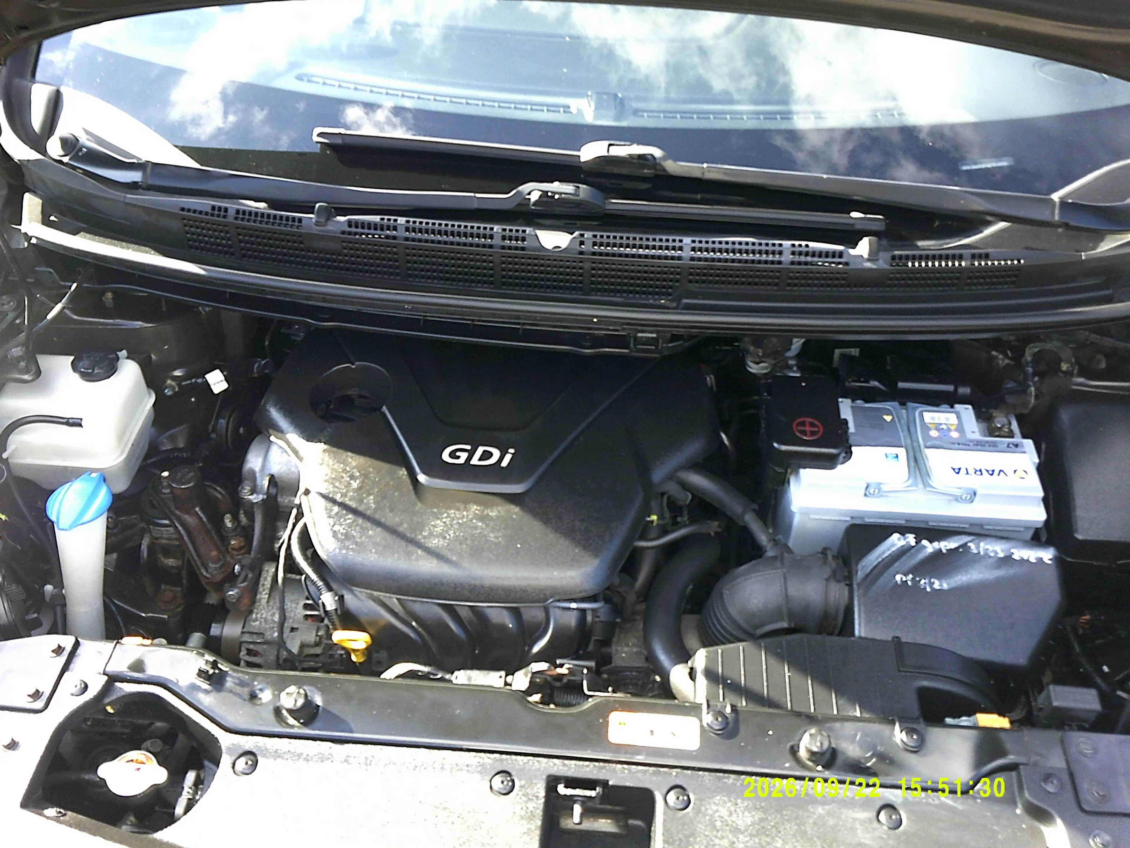 Kia Carens Attract — photo 8