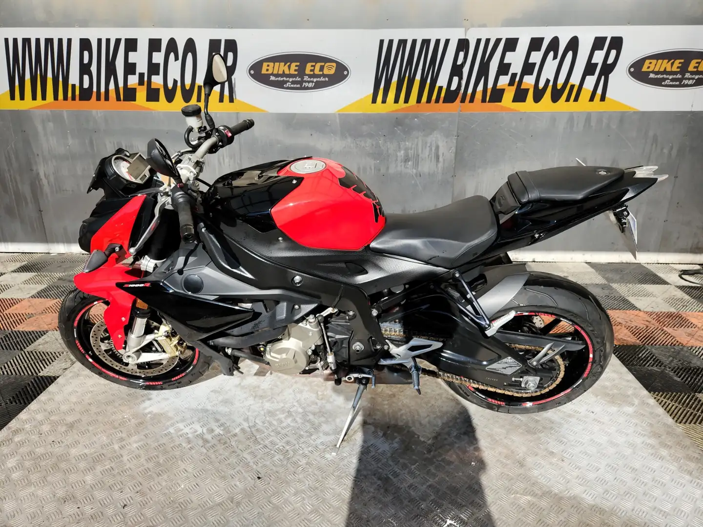 BMW S 1000 R Червоний - 2