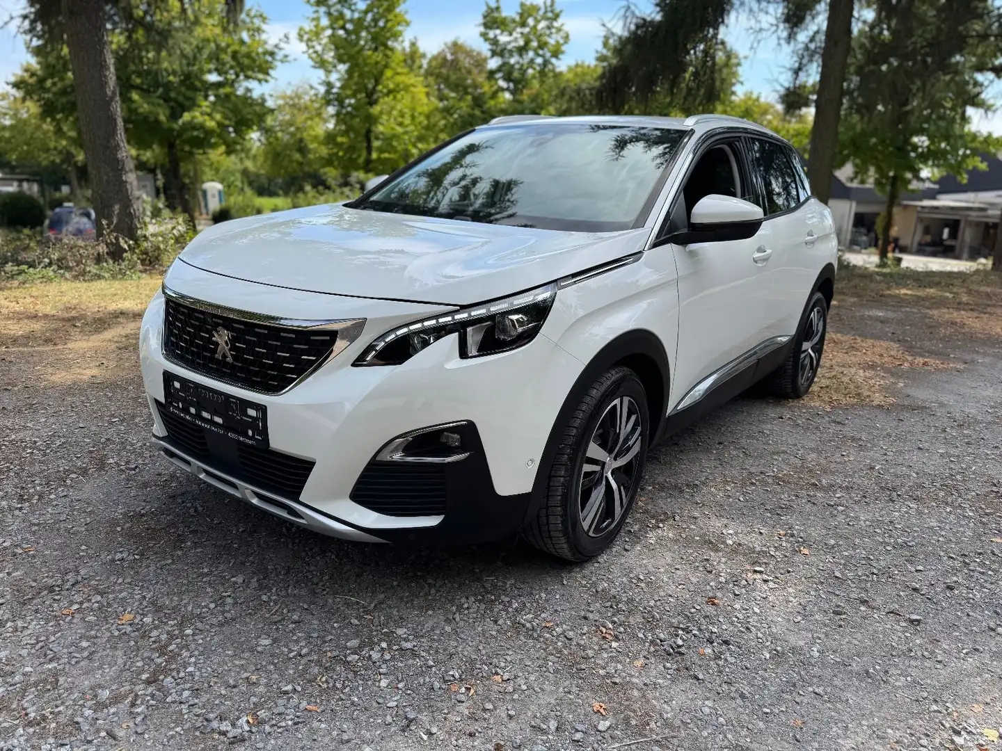 Peugeot 3008 1,2l PureTech Allure mit erst 69320 km ! Blanc - 1
