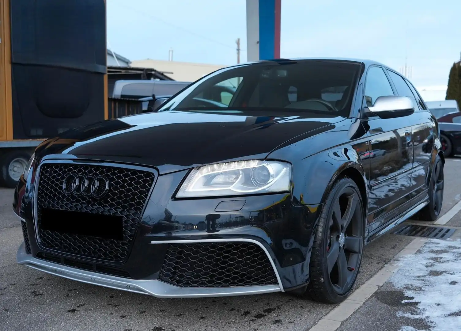 Audi RS3 Sportback 2.5 TFSI Quattro*Schalensitz*MwSt* Schwarz - 1