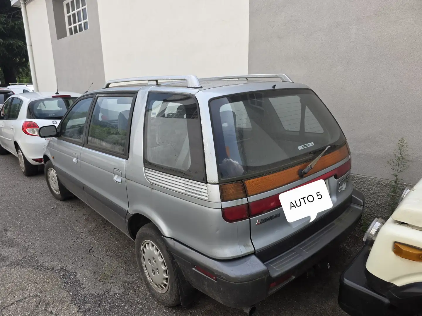 Mitsubishi Space Wagon 2.0 16v GLXi 4wd - 2