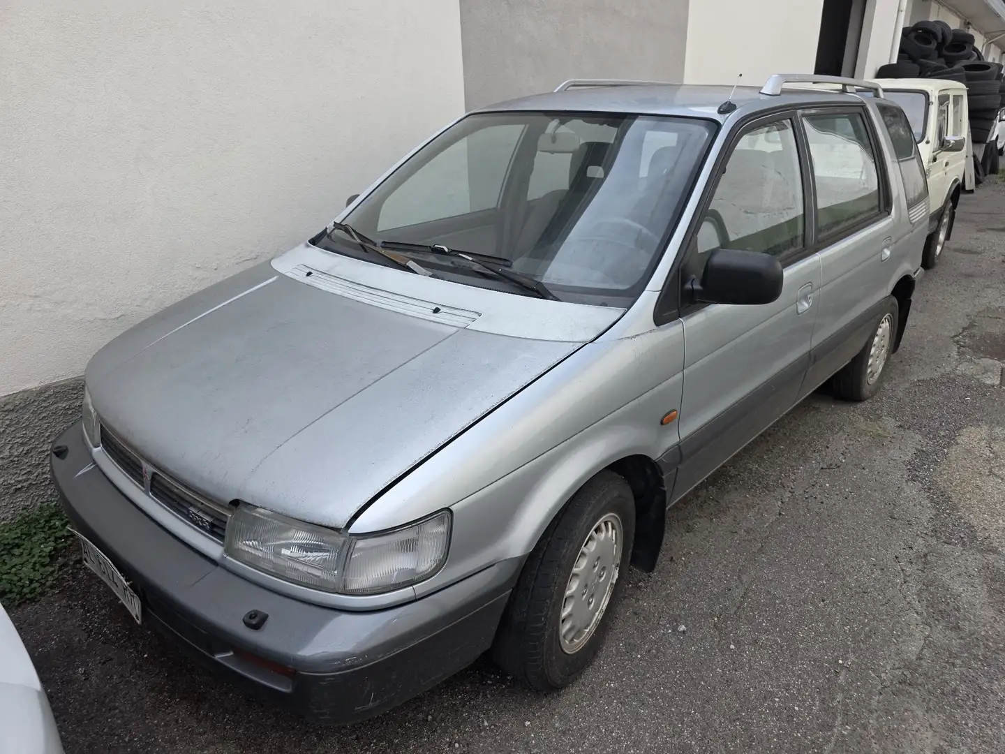 Mitsubishi Space Wagon 2.0 16v GLXi 4wd - 1