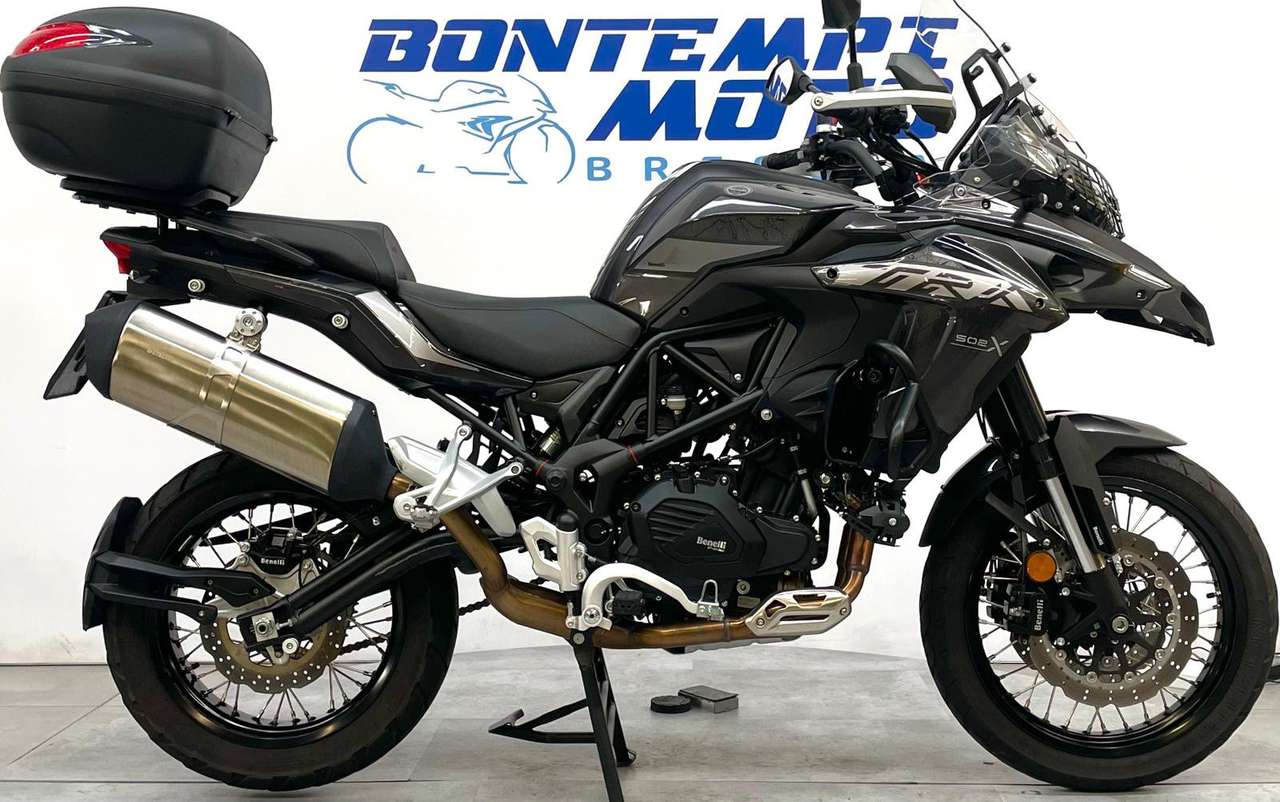 Benelli TRK 502