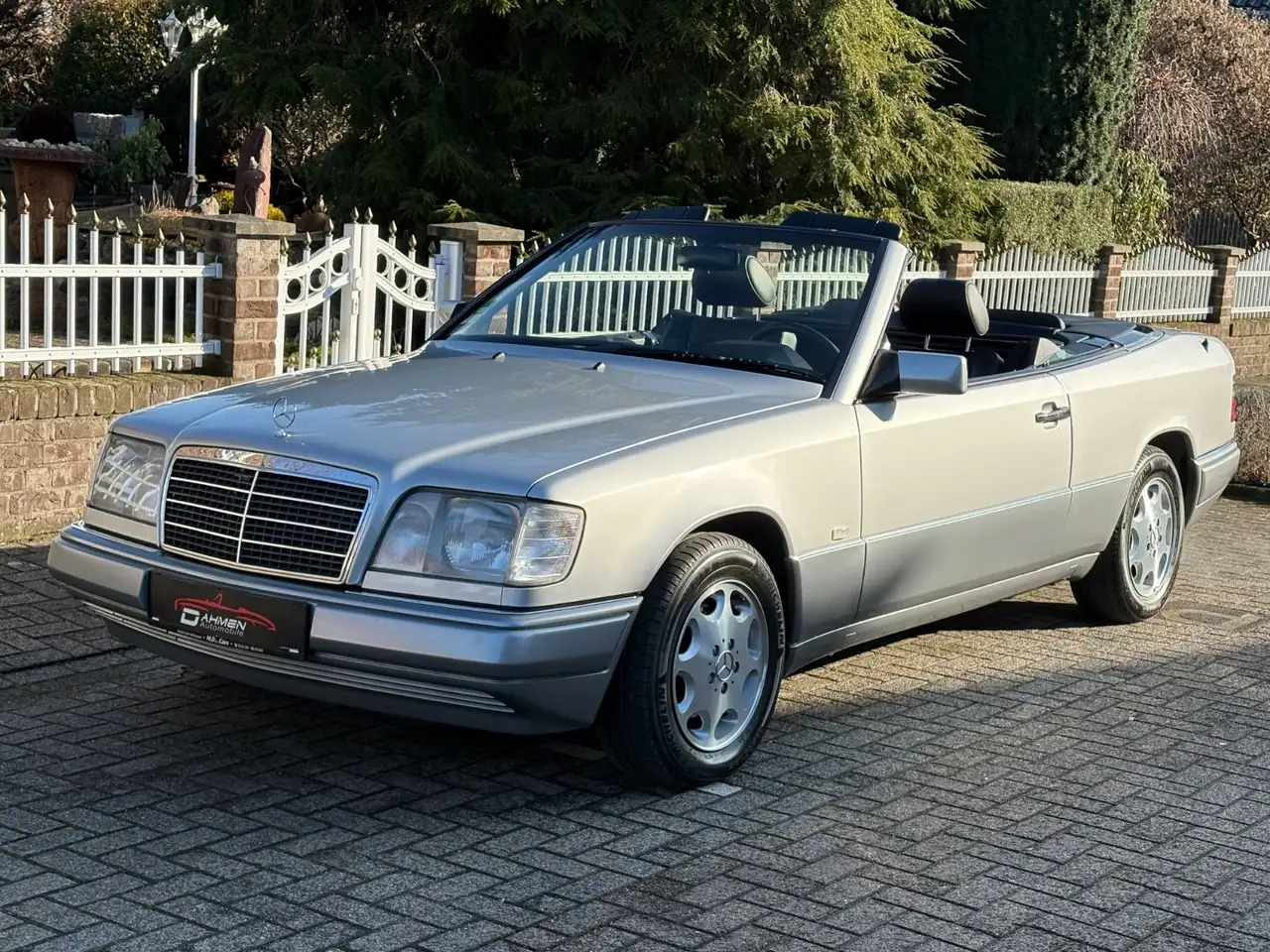 Mercedes-Benz E 220 Cabriolet W124 1Hand*Historie*Klima*Leder*, foto 1