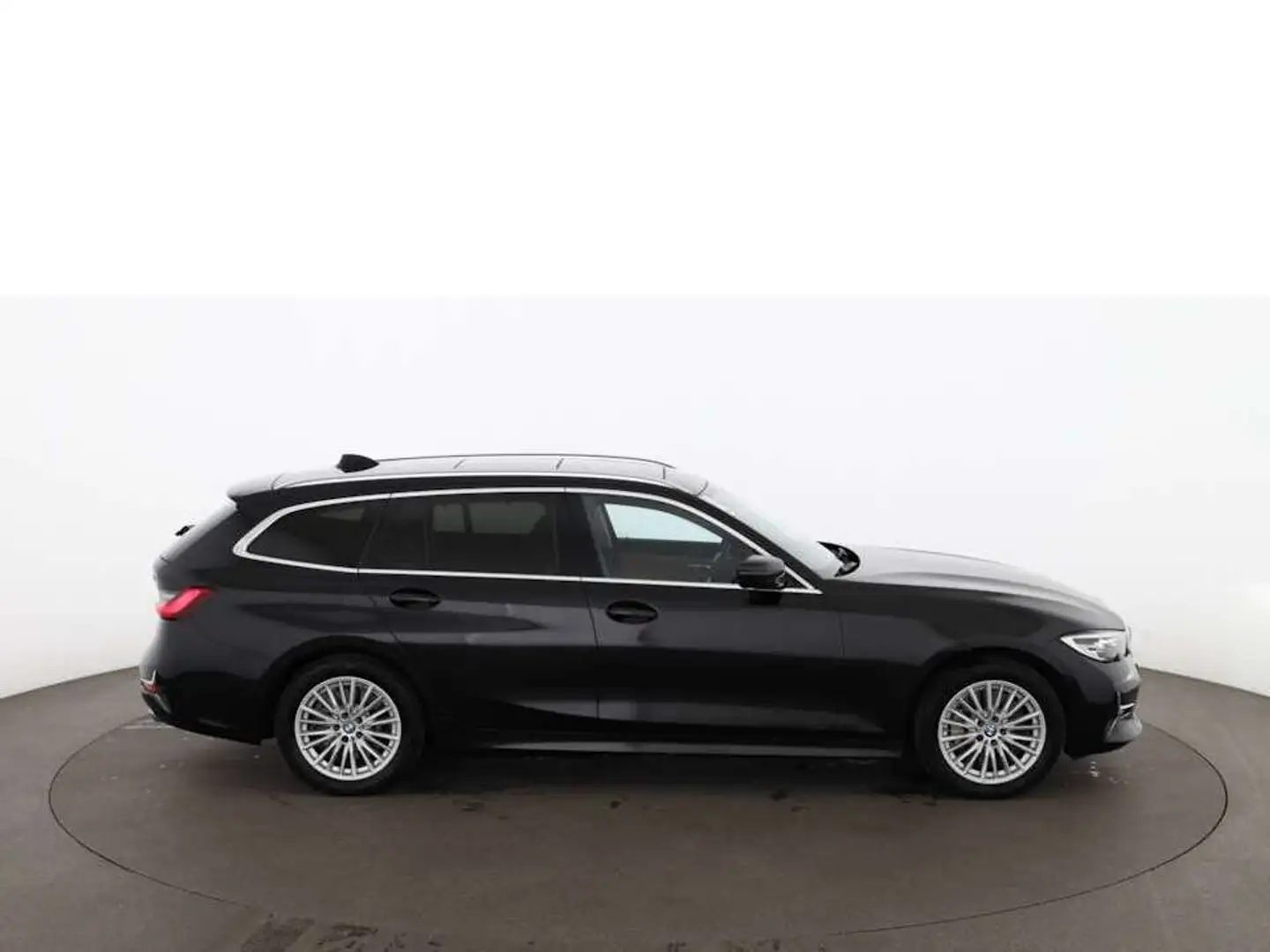 BMW 330 e Touring xDrive Luxury Line Aut LED SKY NAVI Schwarz - 2