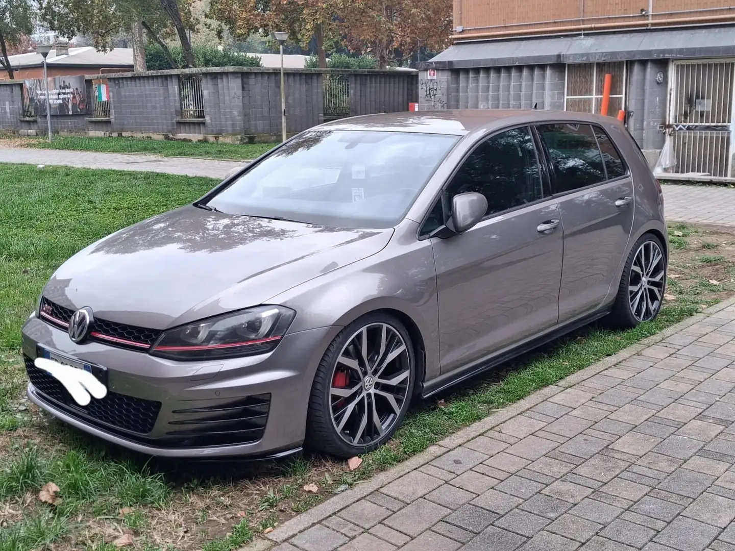 Volkswagen Golf GTI Golf 7 GTI - 1