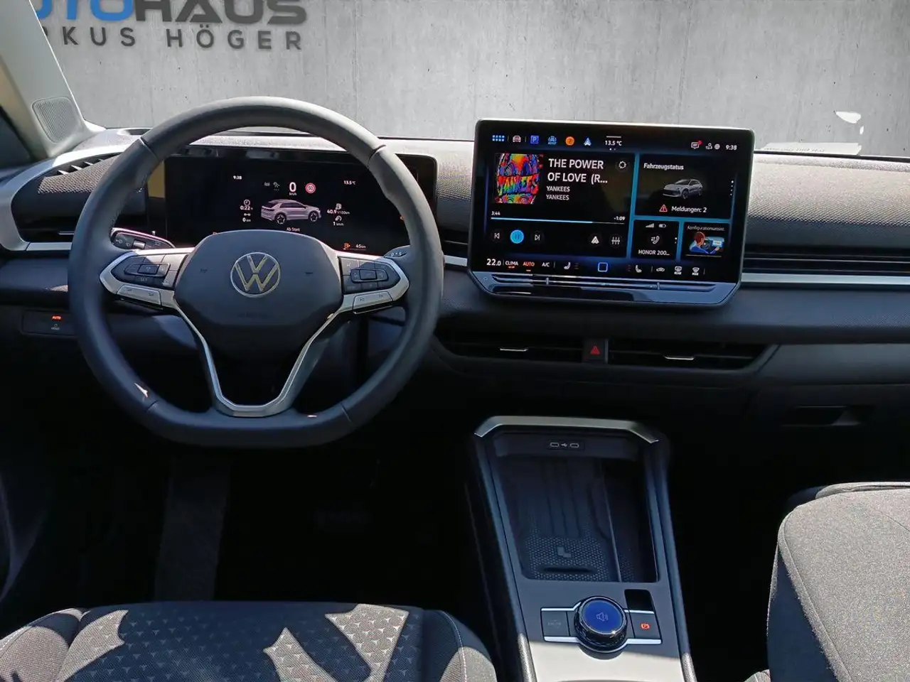 Volkswagen T-Roc 1.5 eTSI + n.Modell+AHK+KAMERA+REAR-ASSIST+NAVI-VO 12
