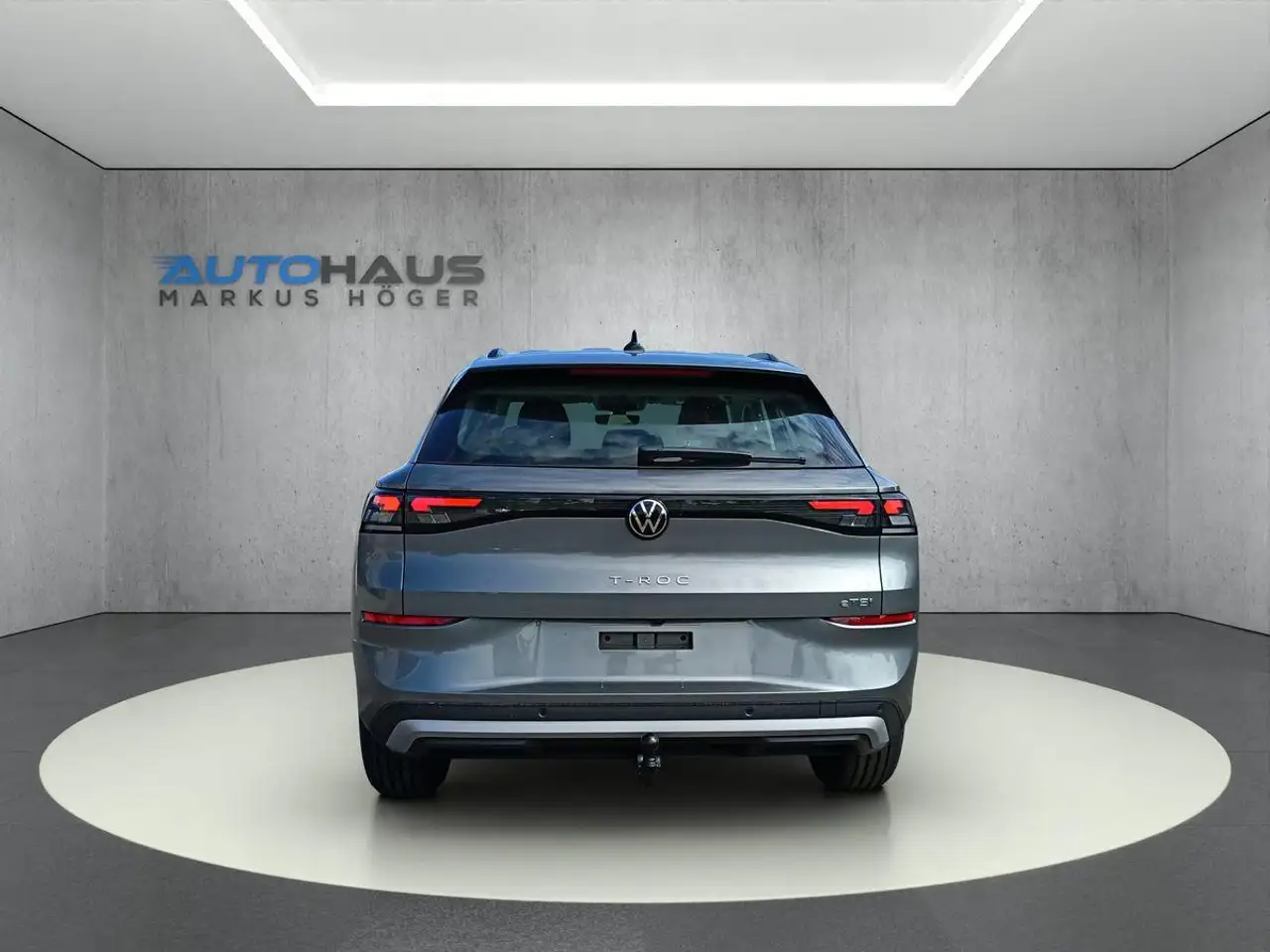 Volkswagen T-Roc 1.5 eTSI + n.Modell+AHK+KAMERA+REAR-ASSIST+NAVI-VO 4