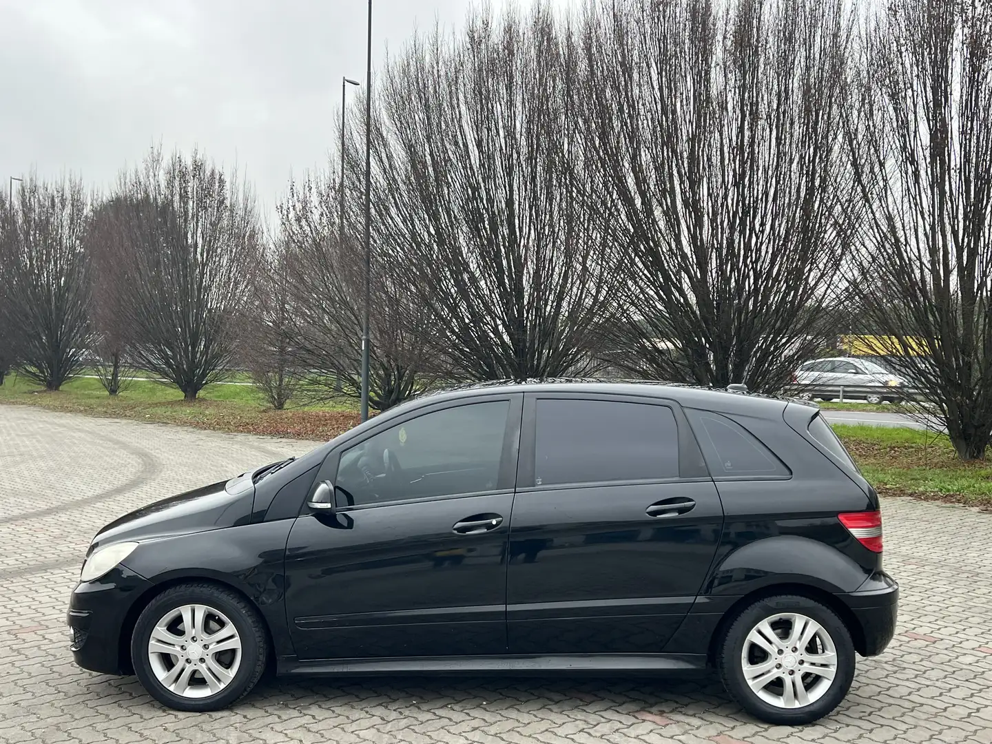 Mercedes-Benz B 180 cdi Premium - 2