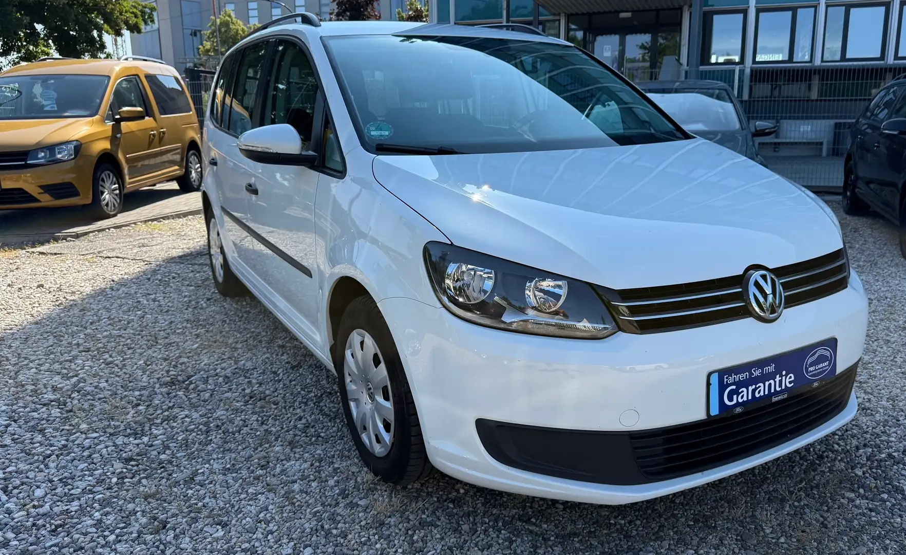 Volkswagen Touran TRENDLINE *INSP.+TÜV NEU *GEPFLEGT *GARANTIE Weiß - 2