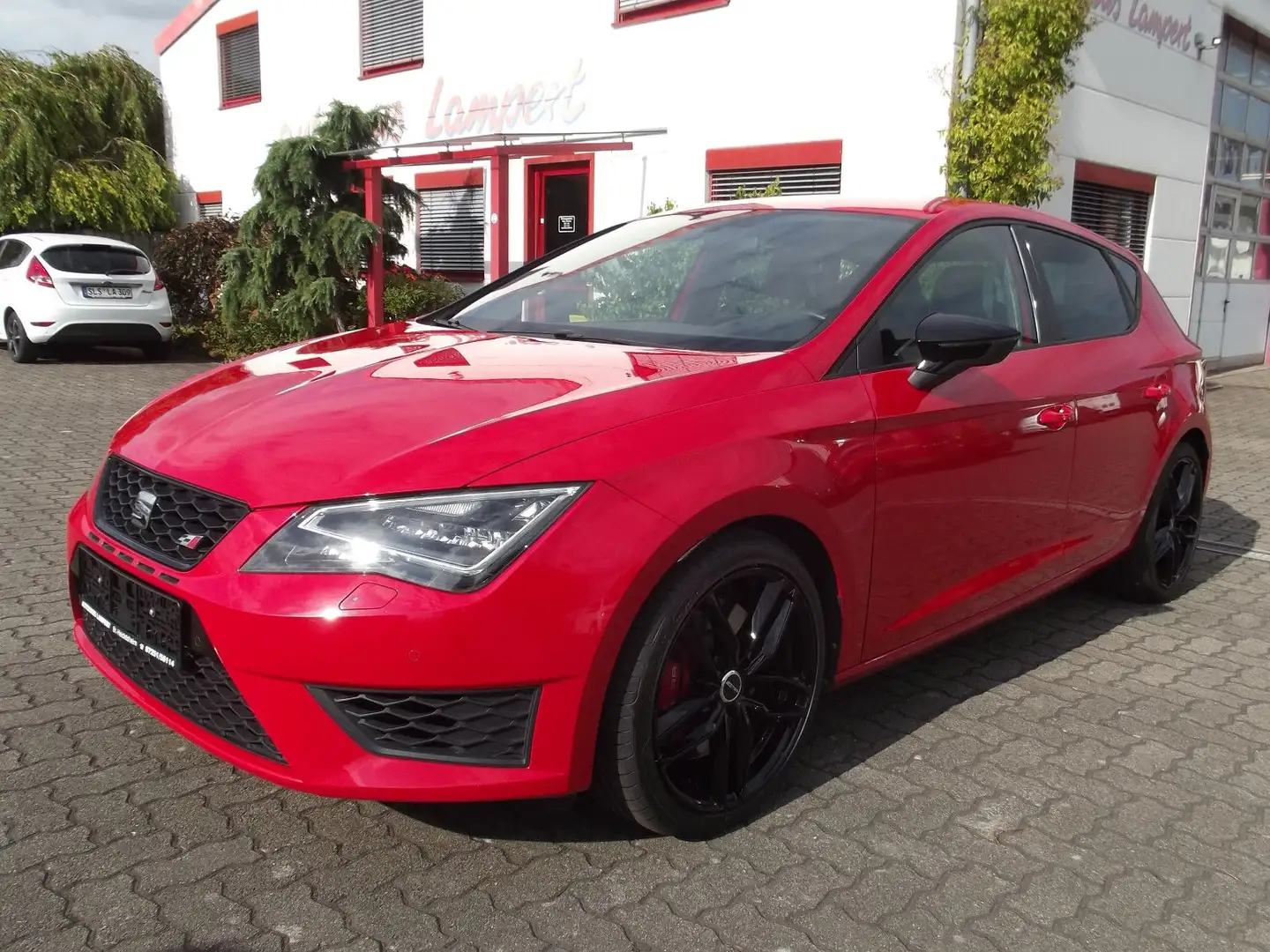 SEAT Leon Cupra 290 Black-Line NAVI PDC SHZ - 1