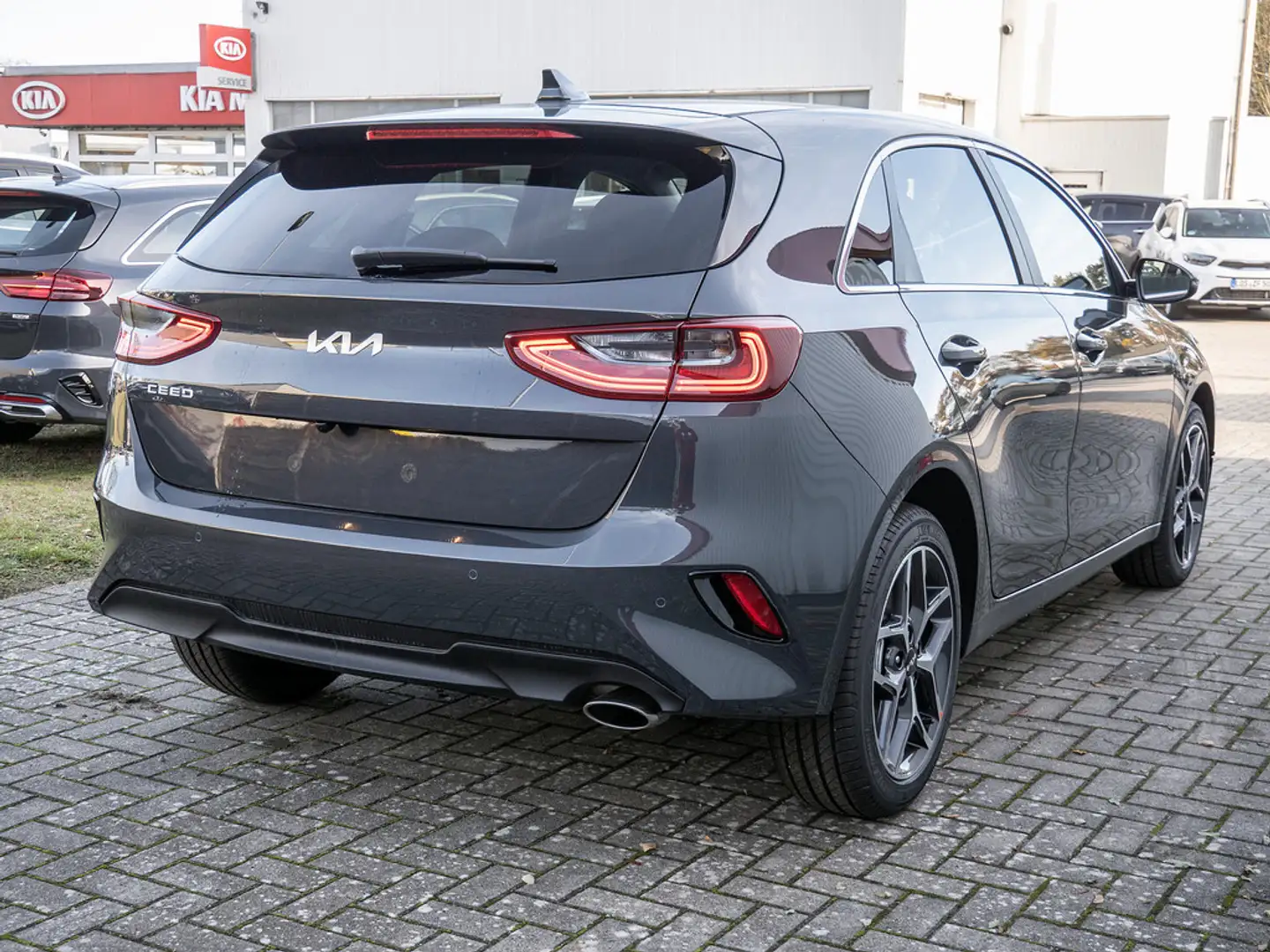 Kia Ceed / cee'd Grau - 2