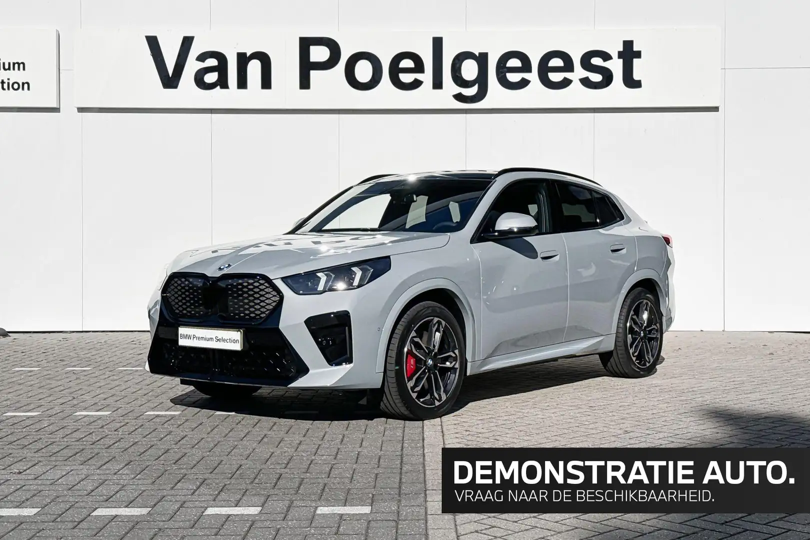 BMW iX2 eDrive20 | M Sport Pro | Premium Pack | Comfort Pa Gris - 1