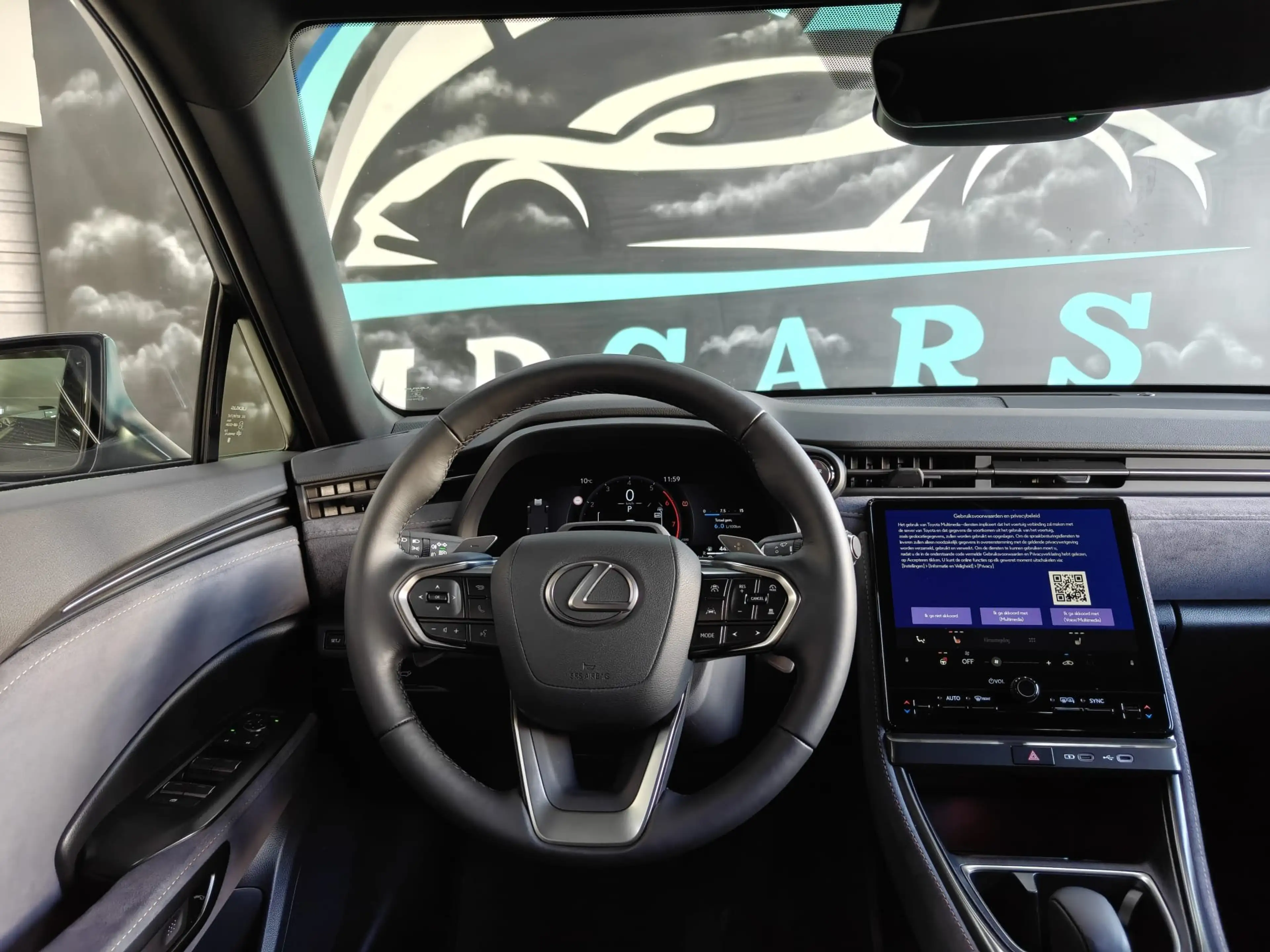 Lexus LBX LBX — photo 13