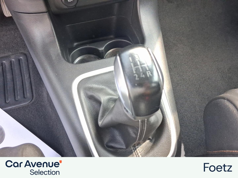 Citroen C3 1.5 BlueHDi 100ch S\u0026S Shine — photo 10