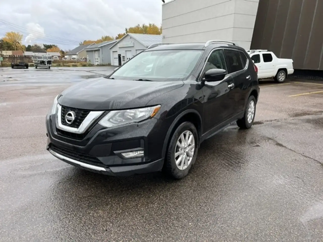 Nissan Rogue снимка Nissan Rogue